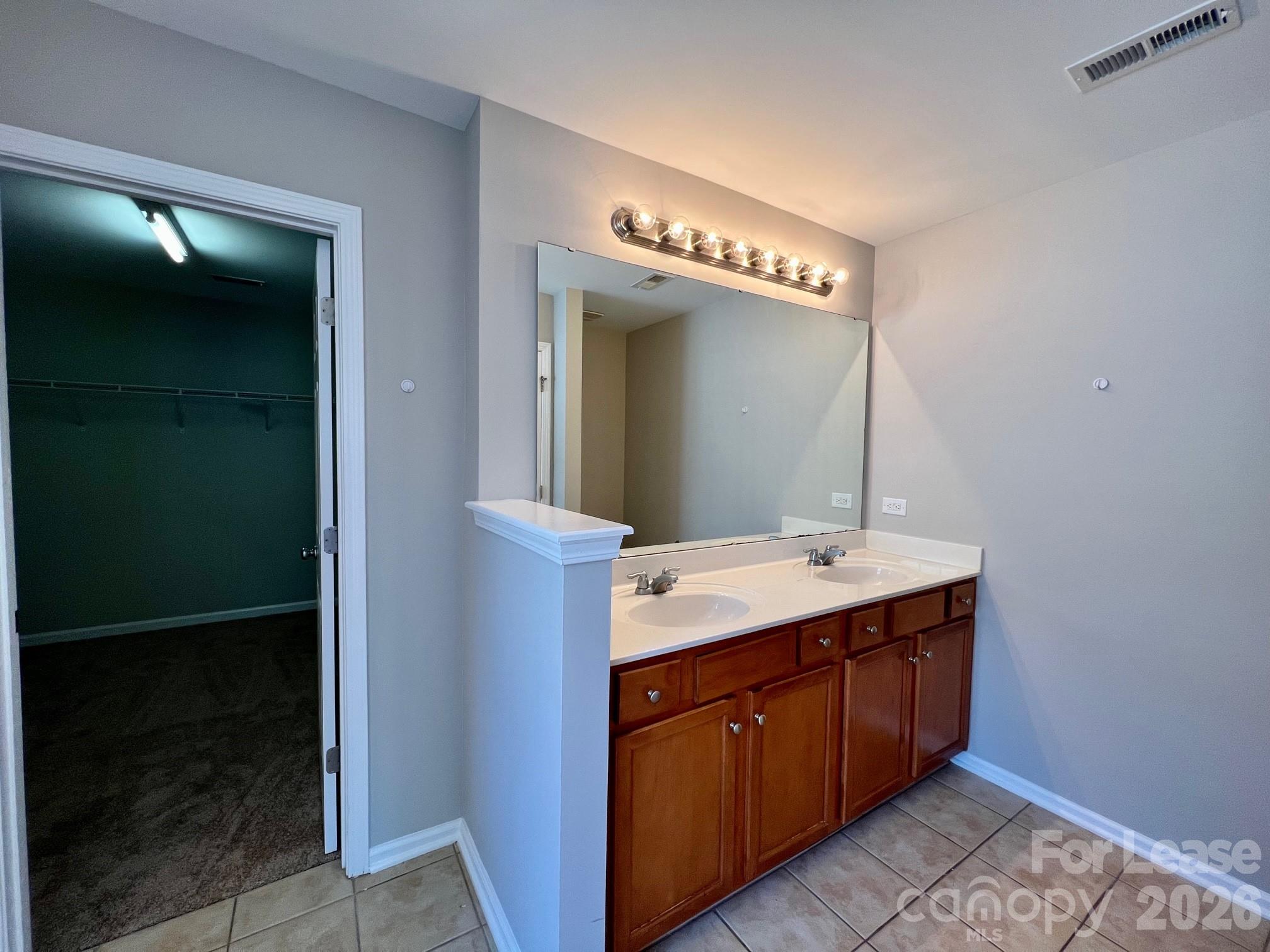 Highland Creek - Residential Lease