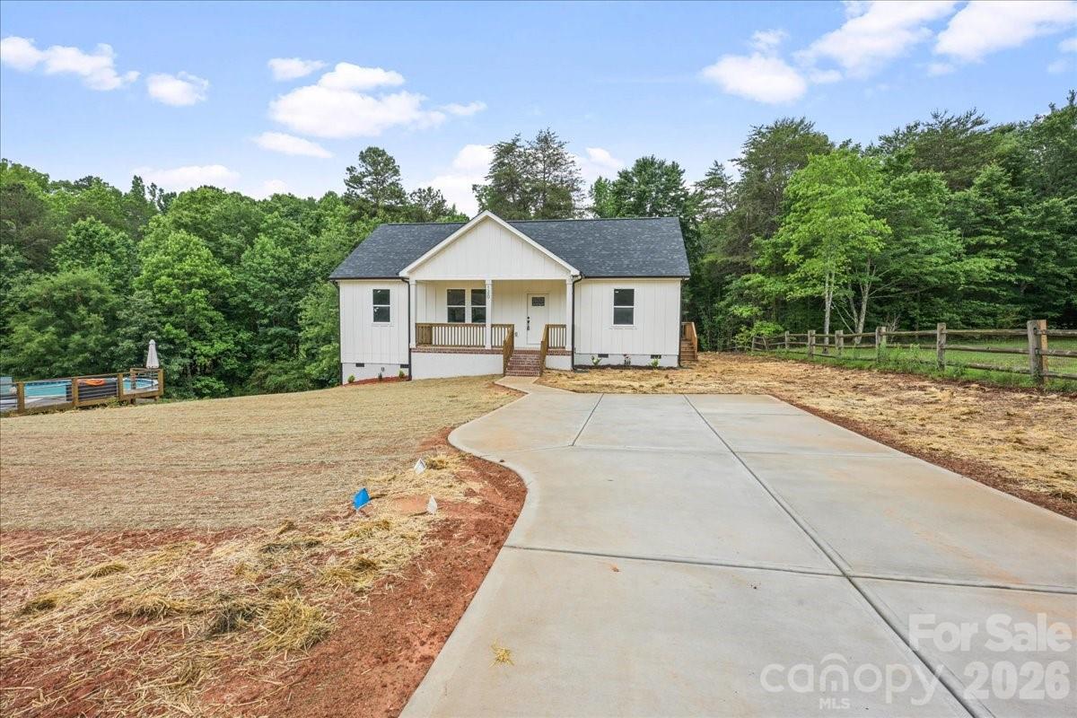 120 Whistling Pines Drive