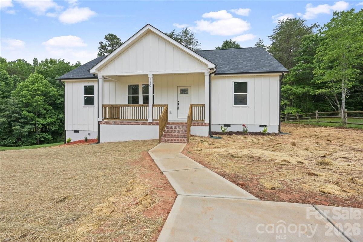 120 Whistling Pines Drive