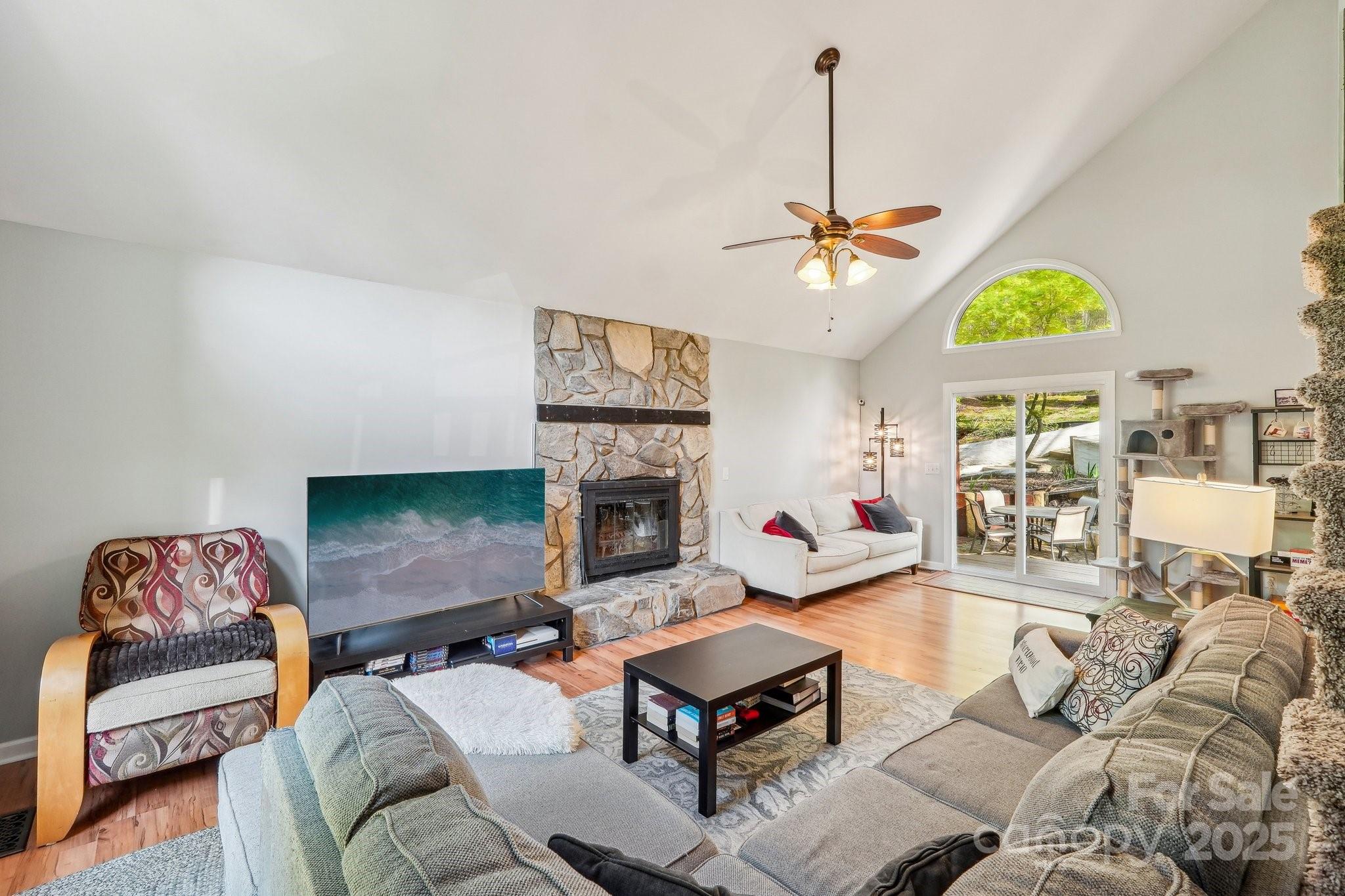 Tega Cay - Residential