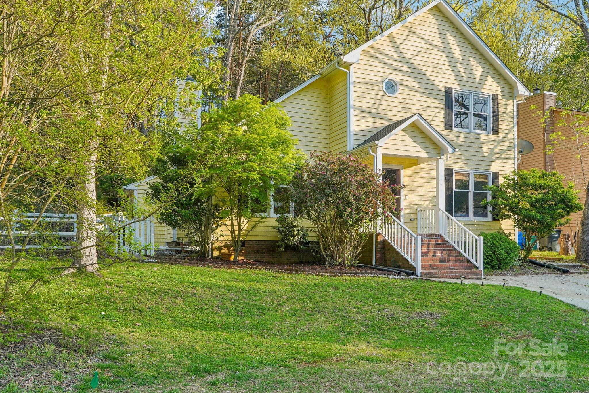 Tega Cay - Residential