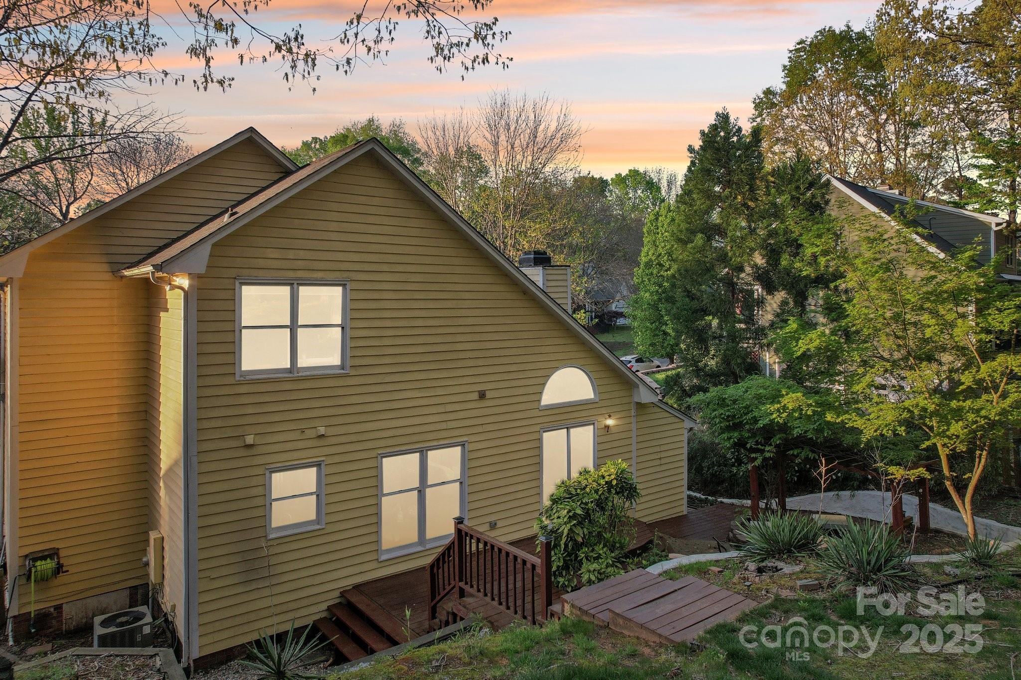 Tega Cay - Residential