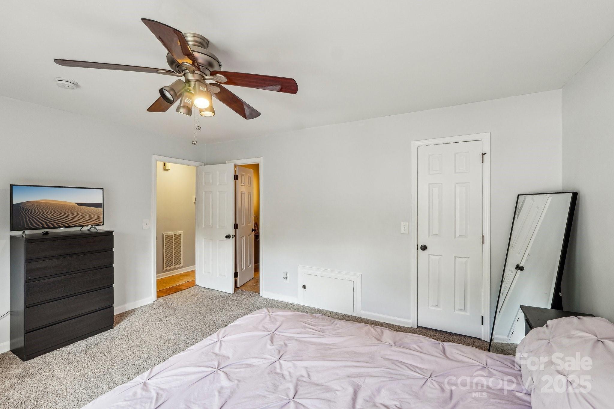 Tega Cay - Residential