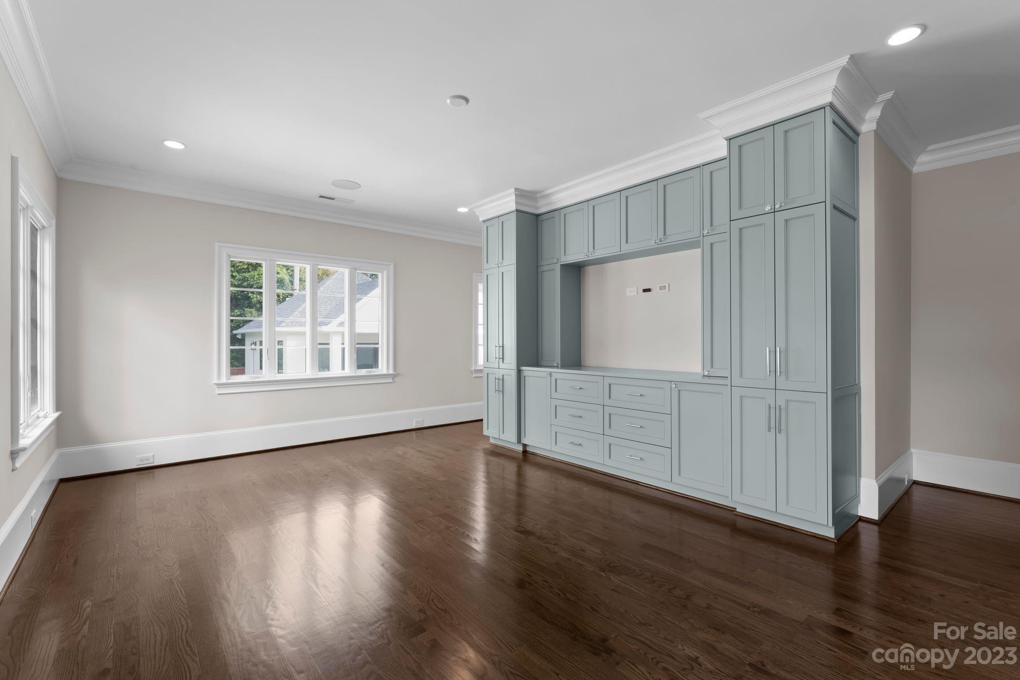 Myers Park - Residential