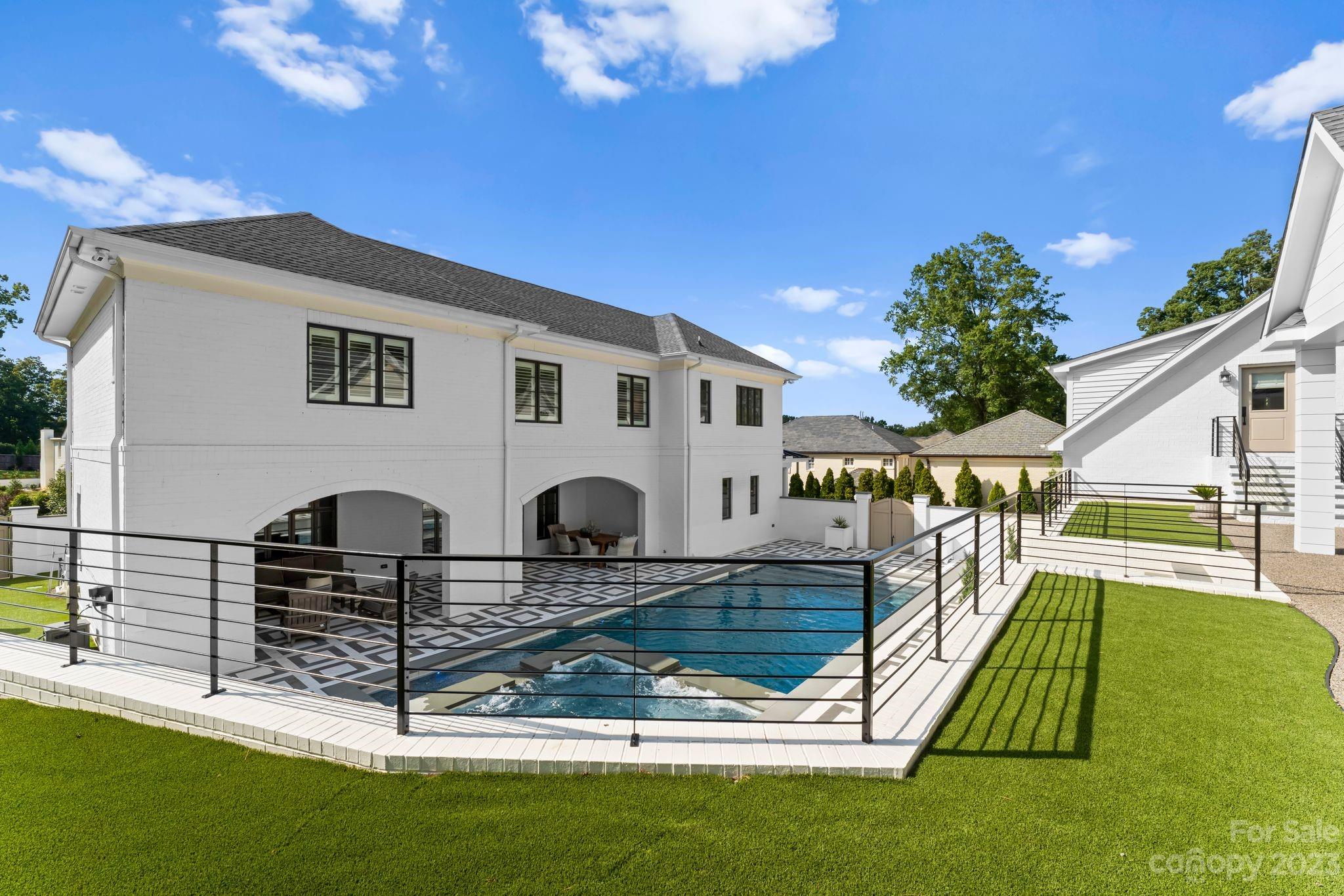 Myers Park - Residential