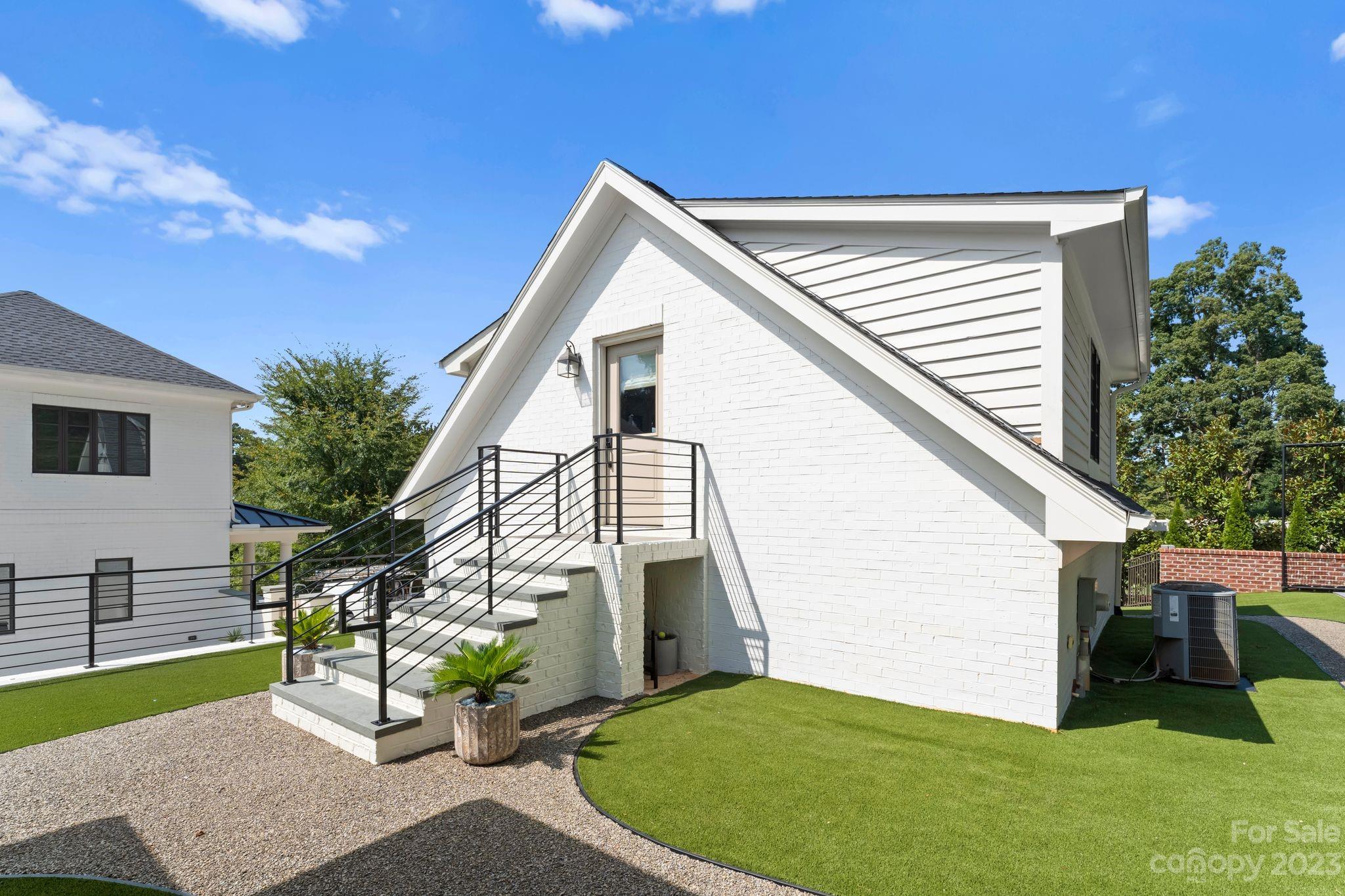 Myers Park - Residential