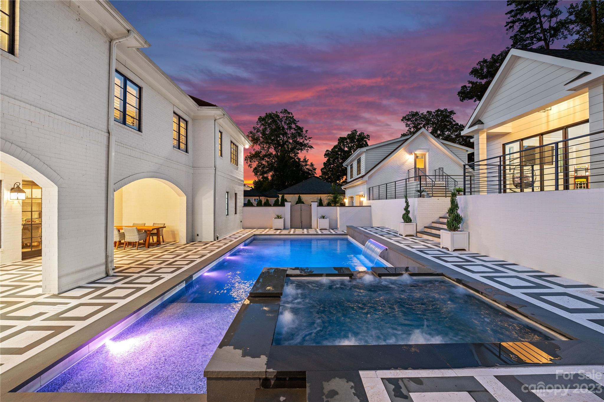 Myers Park - Residential