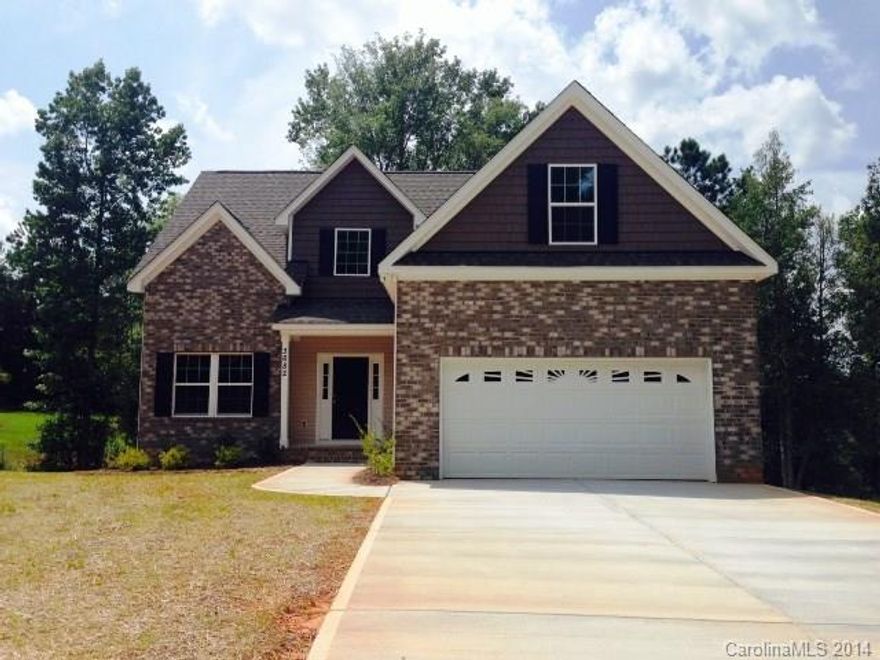 Master on main. New, north side of Lancaster. Dayton model of brick and vinyl features main floor formal dining, kitchen and breakfast bar with granite counter tops, breakfast area with sliding glass doors to deck, living room with vaulted ceiling and gas logs fireplace, laundry and master bedroom. 2nd floor features cat walk overlooking living room & foyer, full bath, recreation or exercise area and 3 bedrooms or 2 bedrooms and bonus with closet.