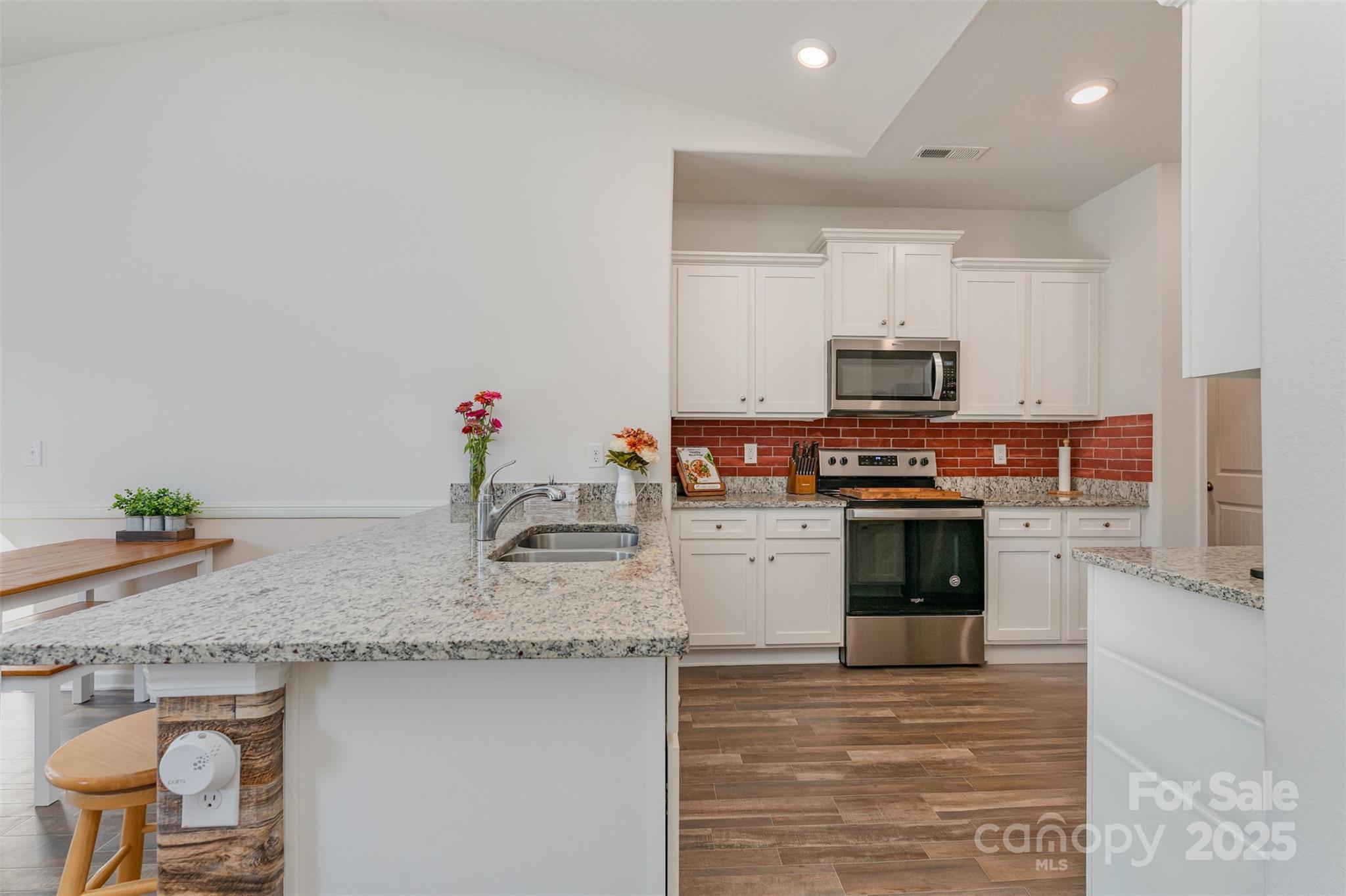 2241 Lanza Drive