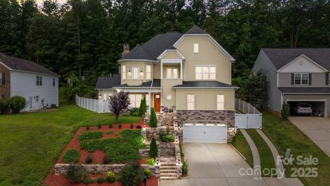Photo of 2117 Middlebridge Court, Fort Mill, SC 29715 (MLS # 4270419)