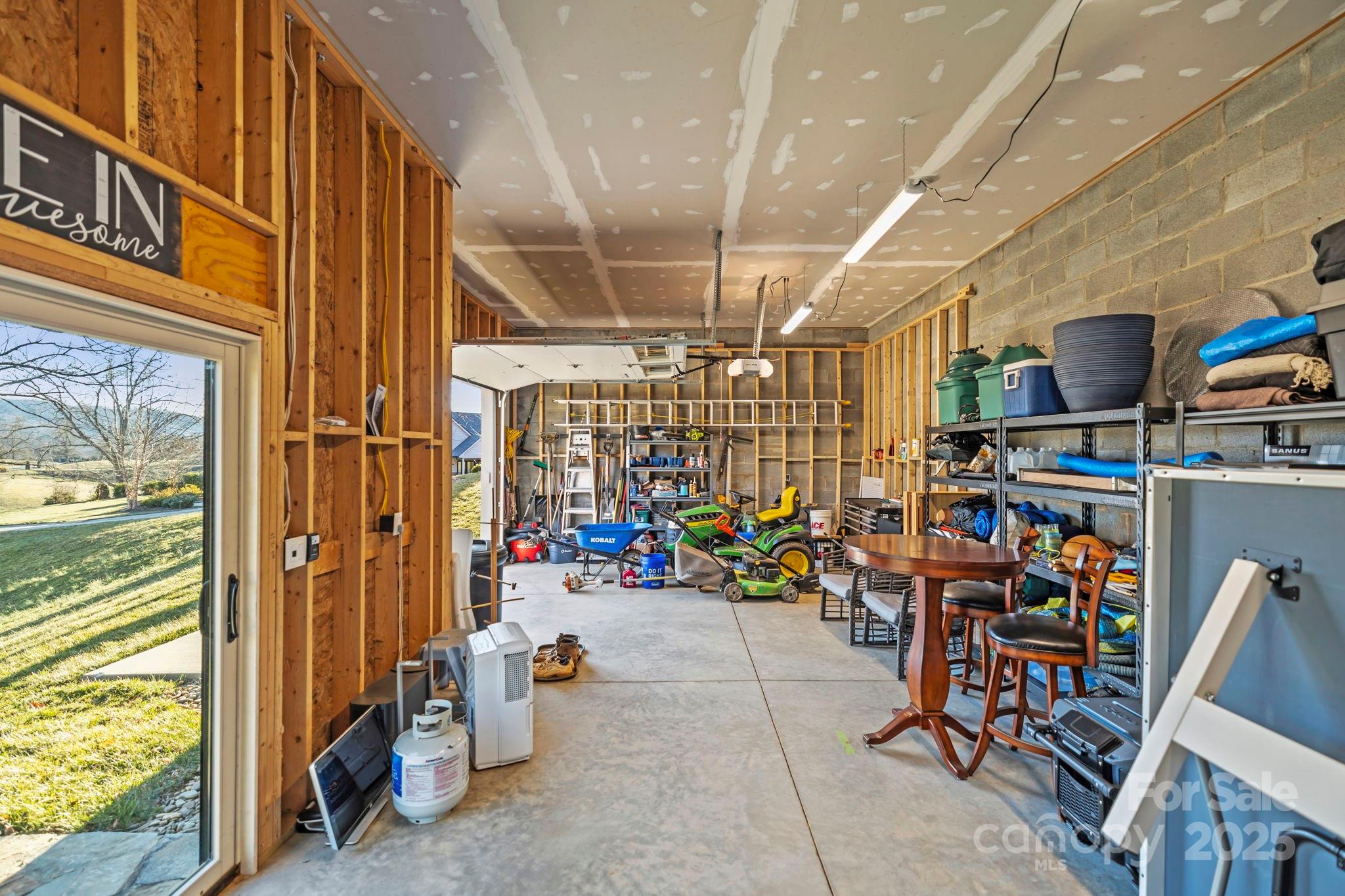 Grand Highlands At Waterford Lakes - Residential