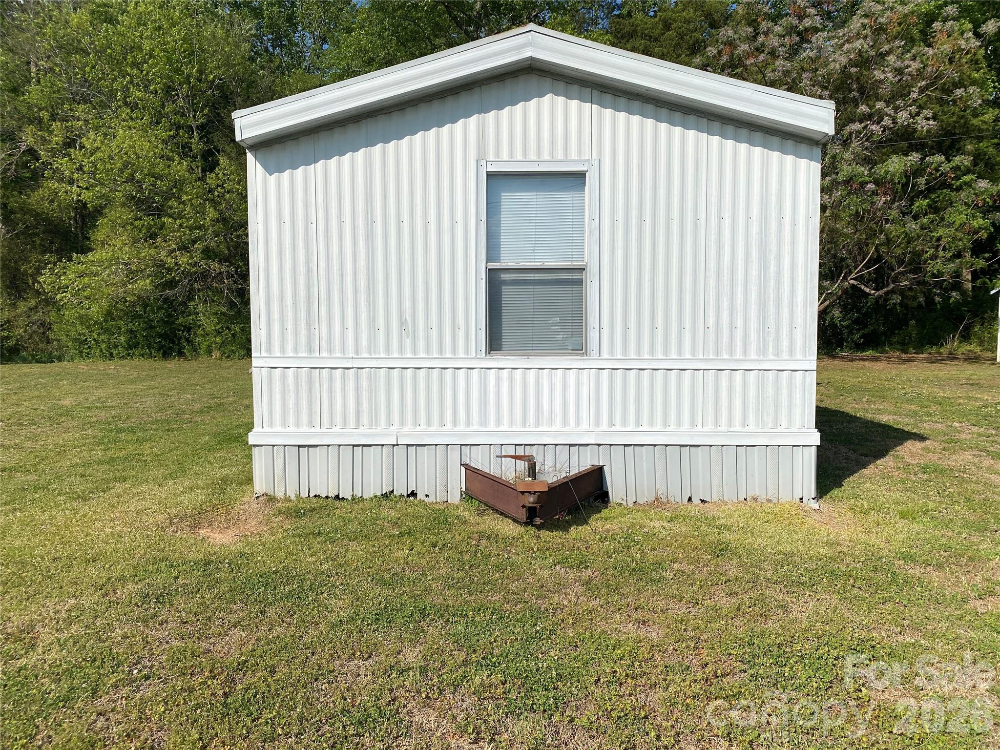 2930 Old Camden Road