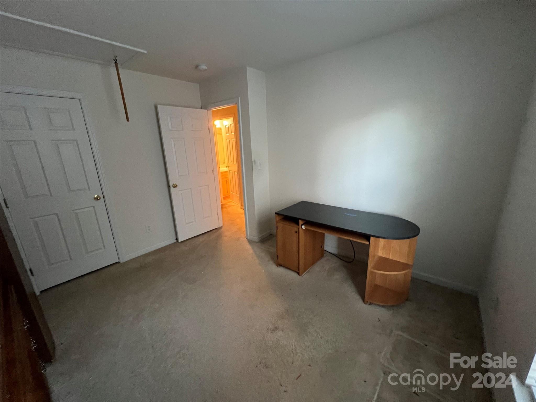 Dutchmans Meadow - Residential