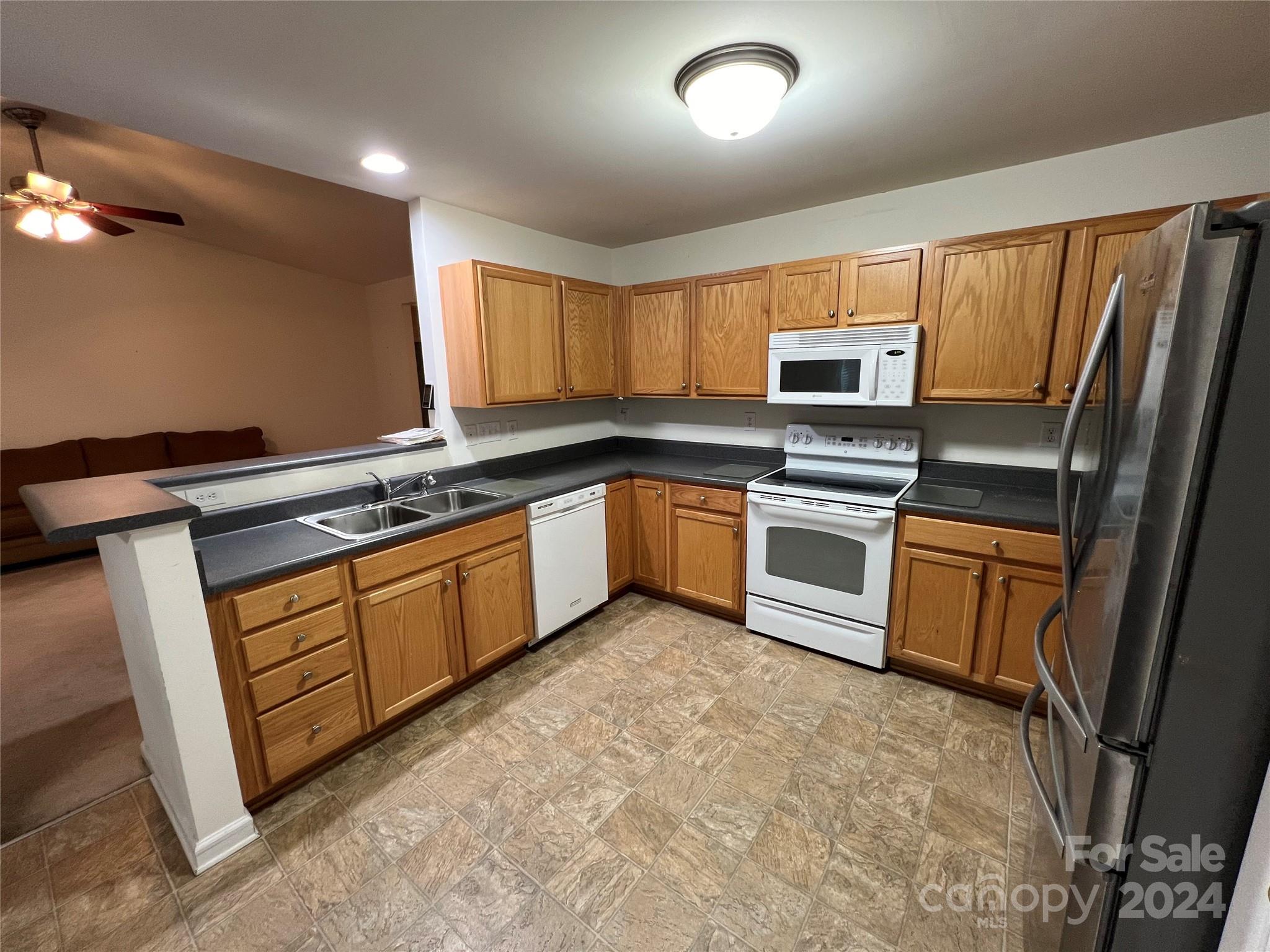 Dutchmans Meadow - Residential