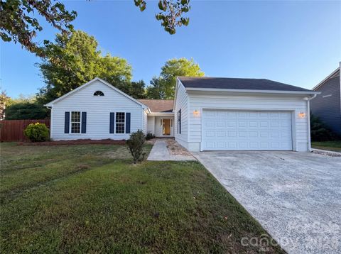 Photo of 1667 Crestdale Road, Rock Hill, SC 29732 (MLS # 4372303)