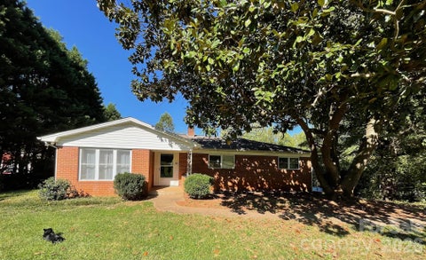 Photo of 110 Poteat Drive, Morganton, NC 28655 (MLS # 4431657)