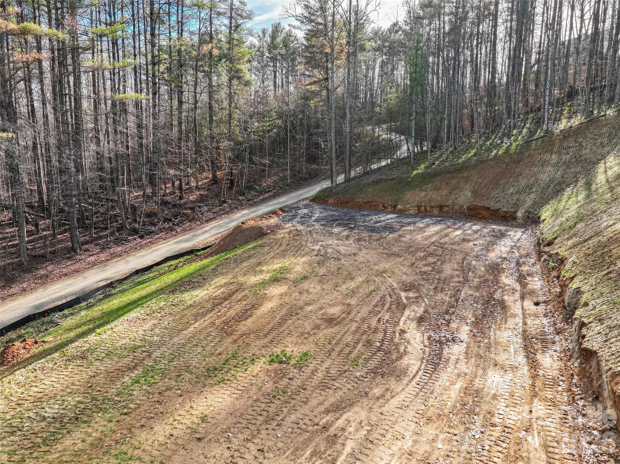 Riverside Hills - Land