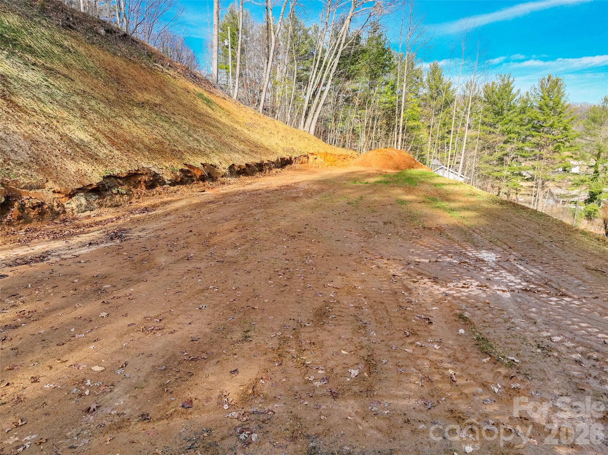 Riverside Hills - Land