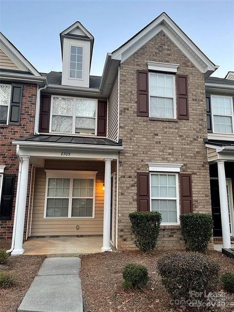 Photo of 8705 Wandering Creek Way, Charlotte, NC 28227 (MLS # 4313391)