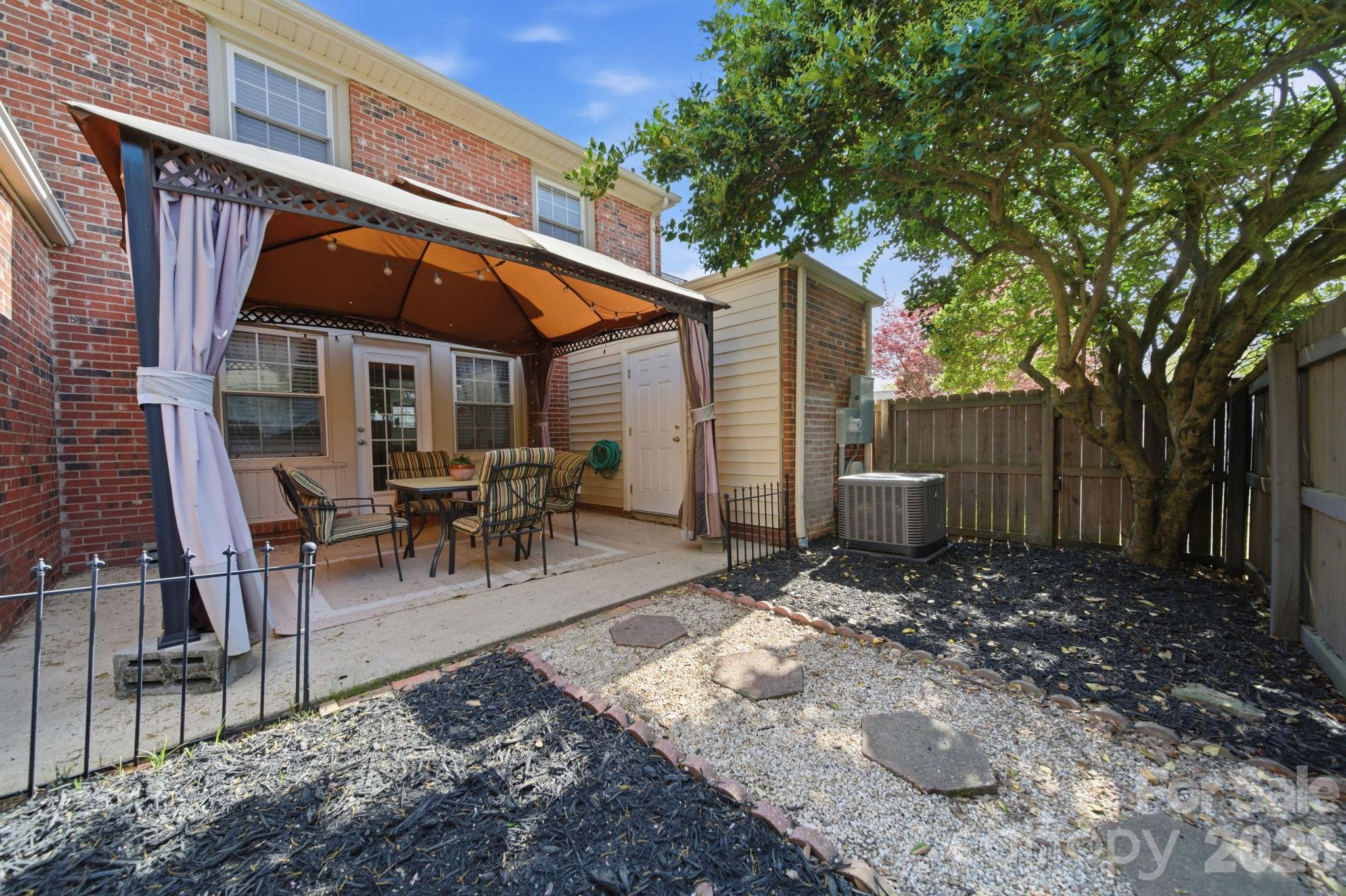 Sharon South - Residential