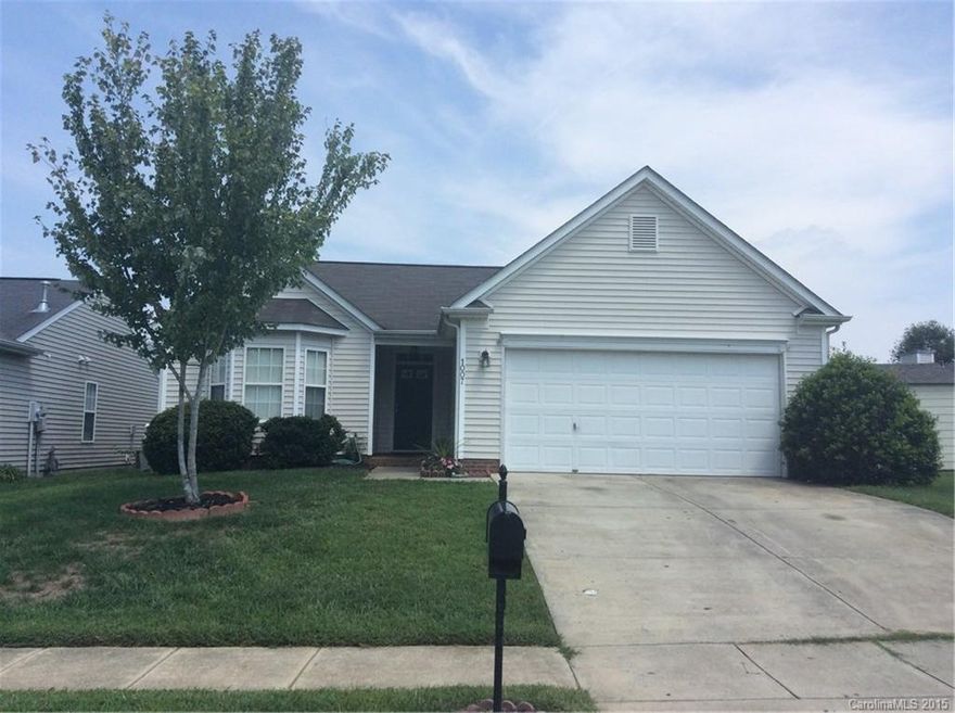 Open floor plan ranch home in Monroe offering a three bedroom and two bedrooms. Large back yard and herb garden. Large living room with big windows. One car manual garage.

New paint throughout.