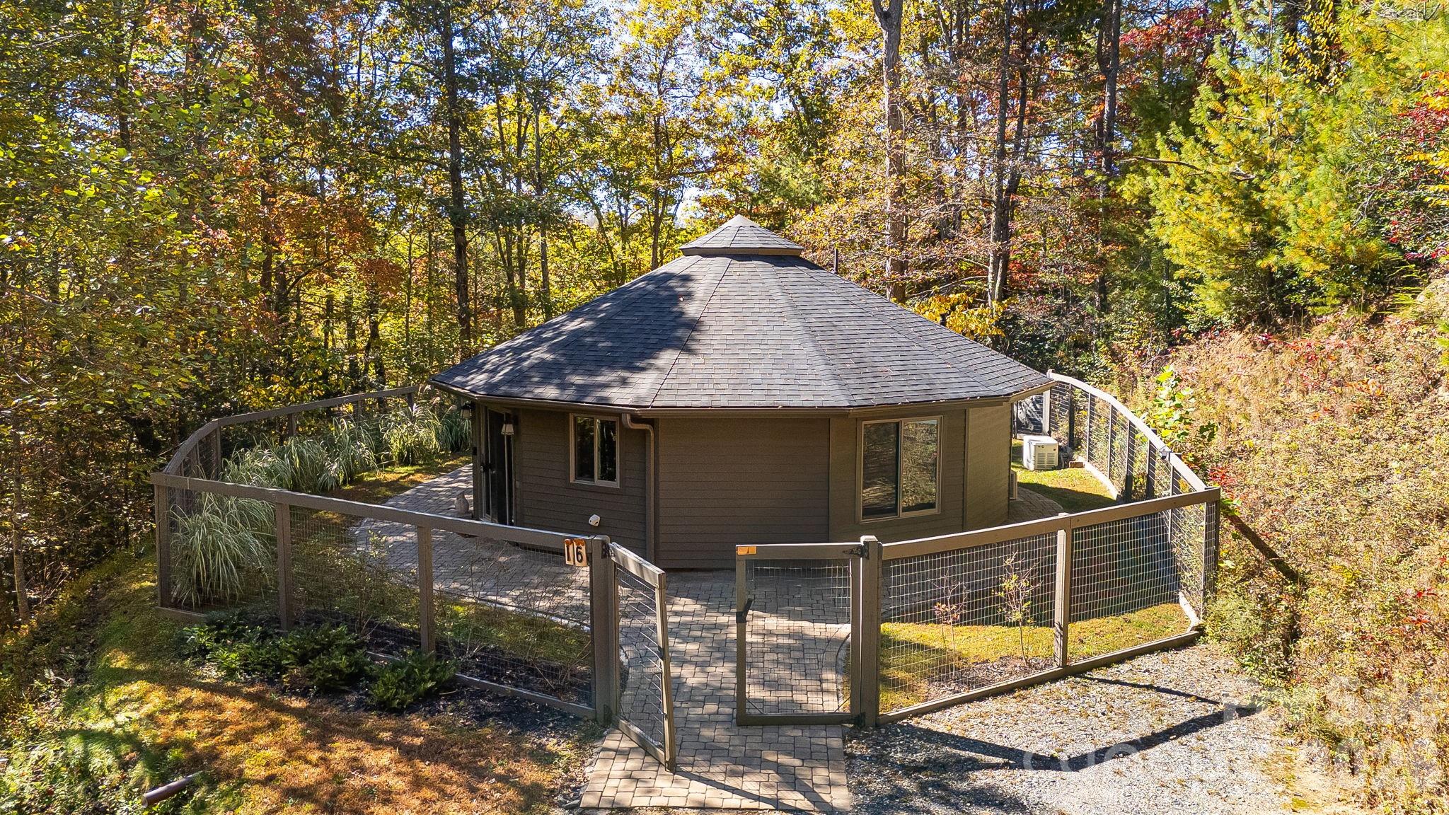 Laurel River Crossing - Residential