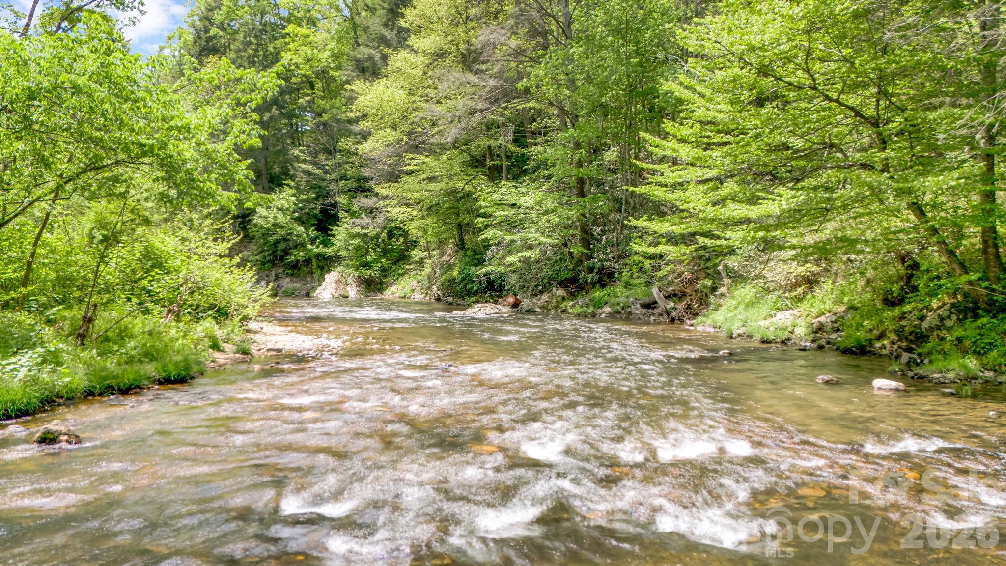 Laurel River Crossing - Residential