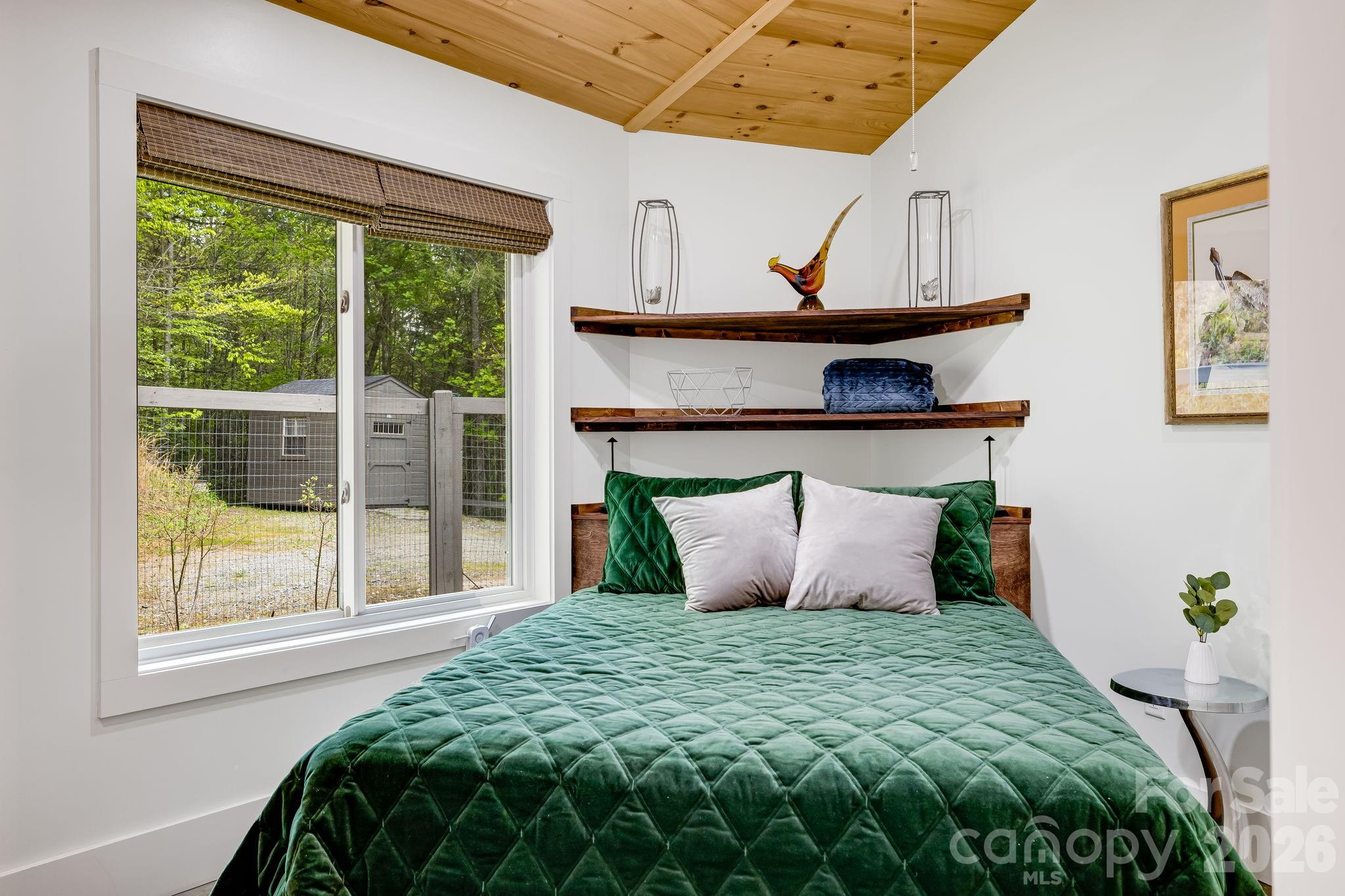 Laurel River Crossing - Residential