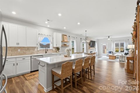 331 Ox Bow Circle Mount Holly NC 28120