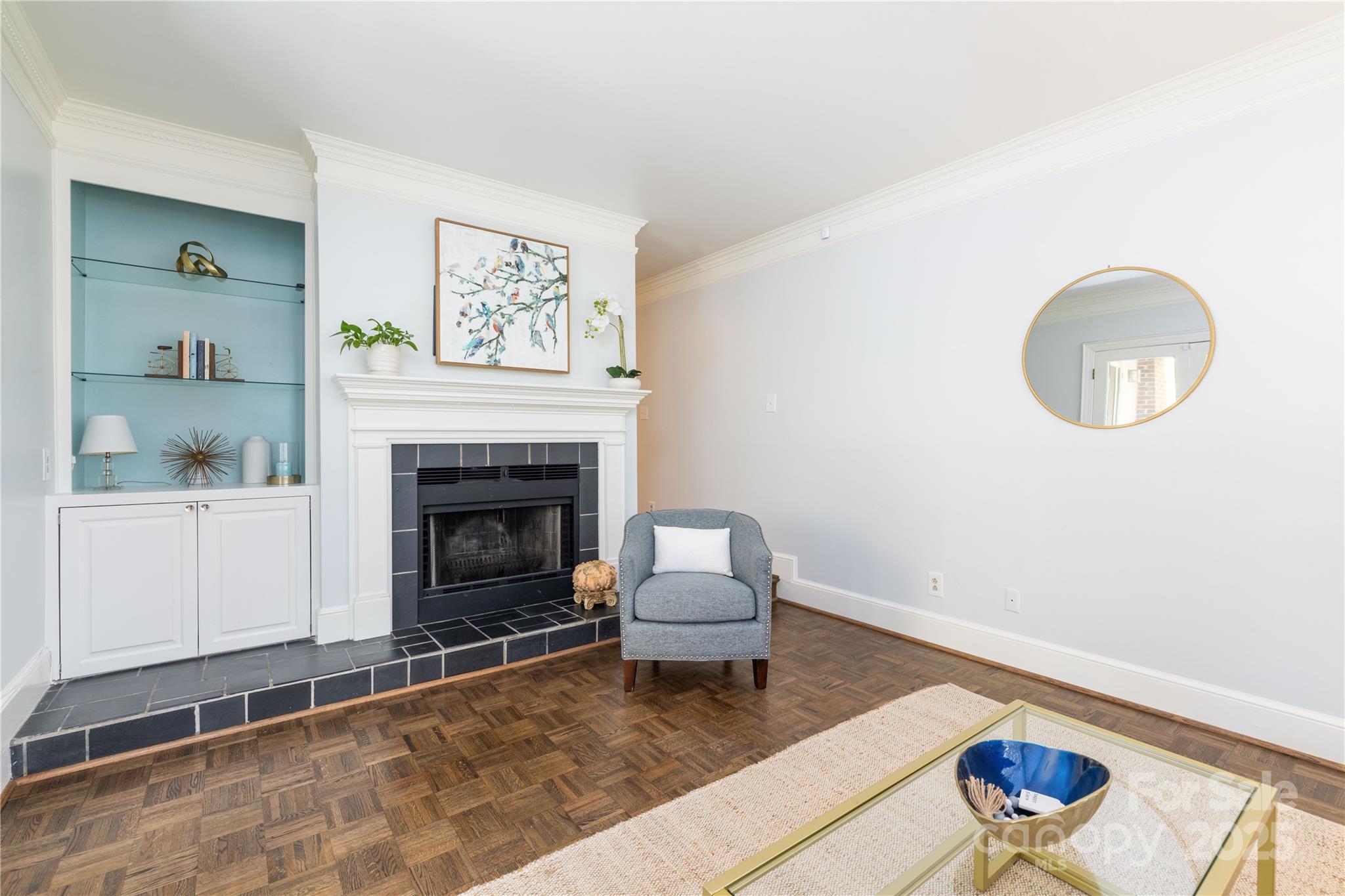 2220 Roswell Avenue C