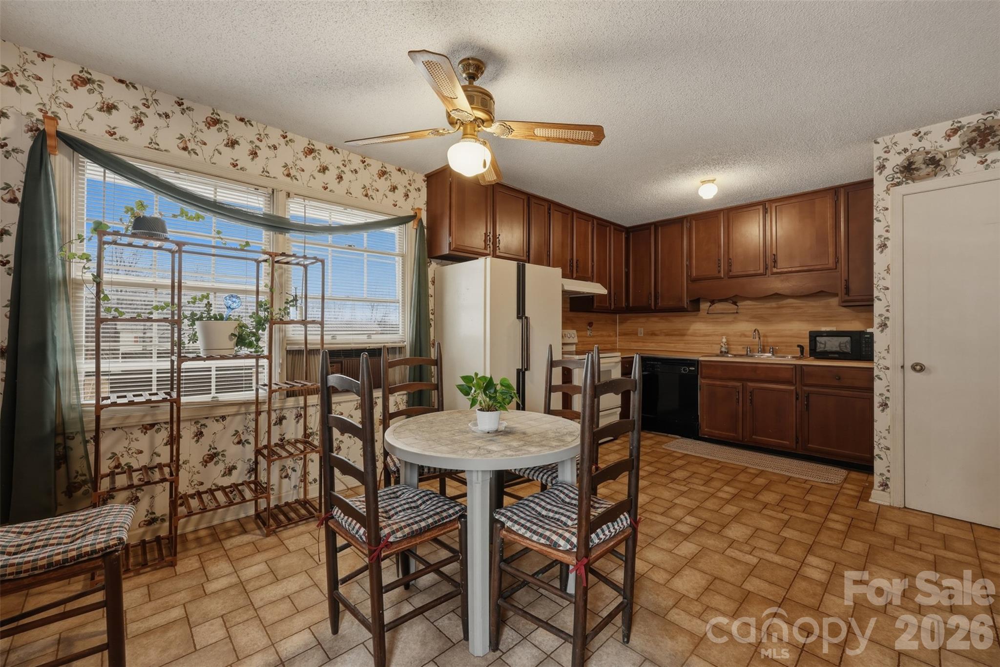 650 Old Wilkesboro Road Extension