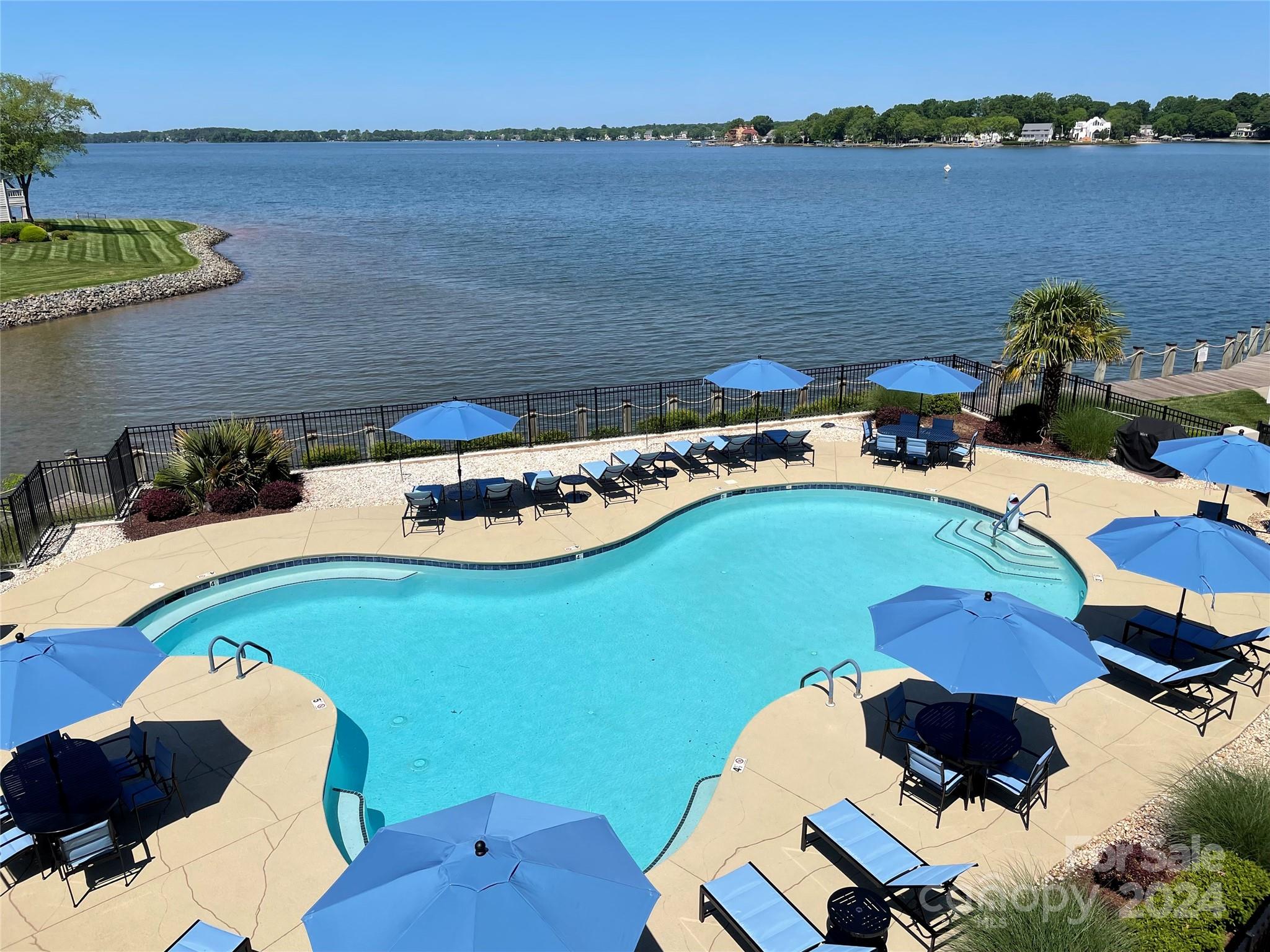 Vineyard Point - Residential