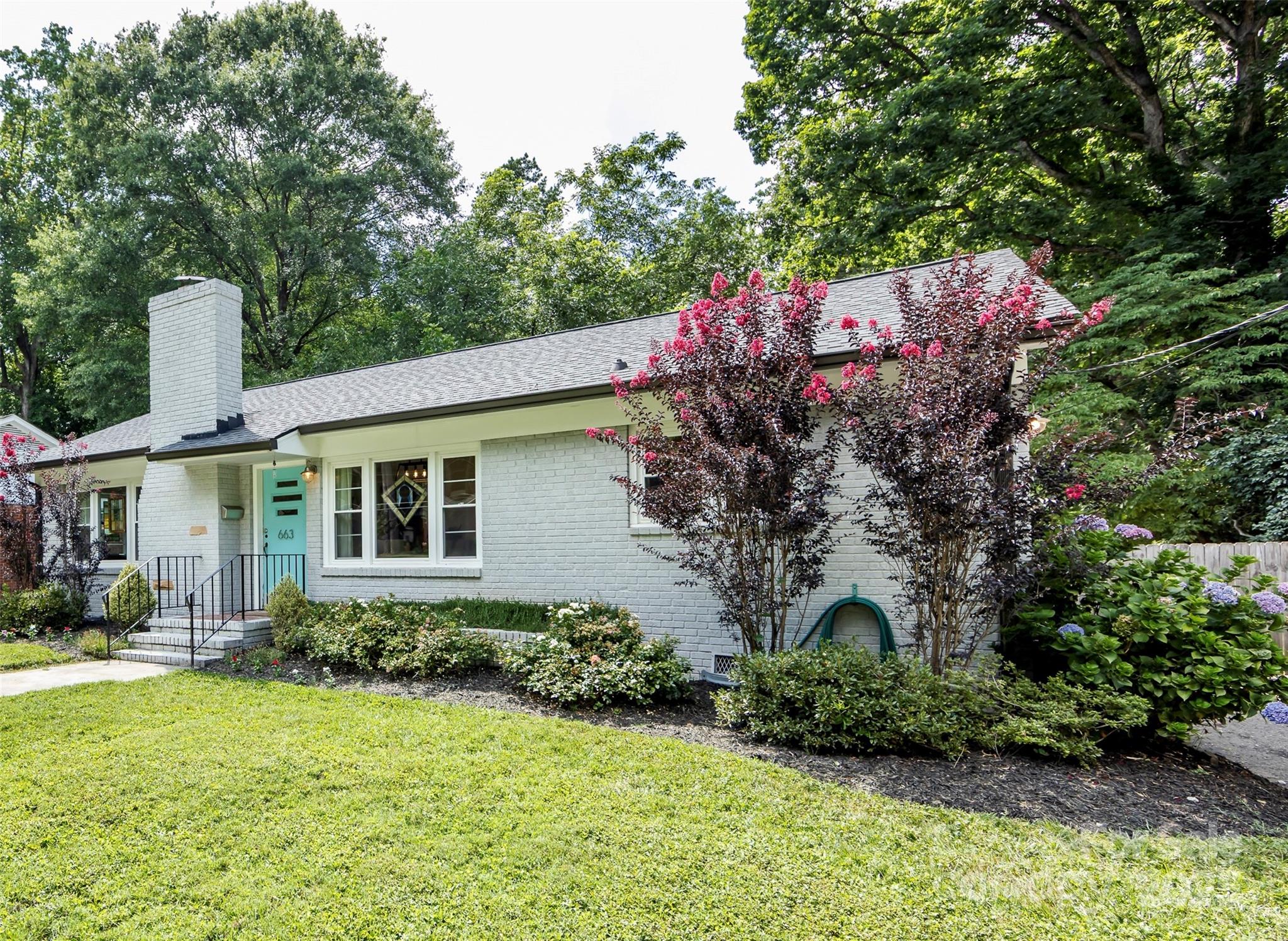 663 Mayview Drive