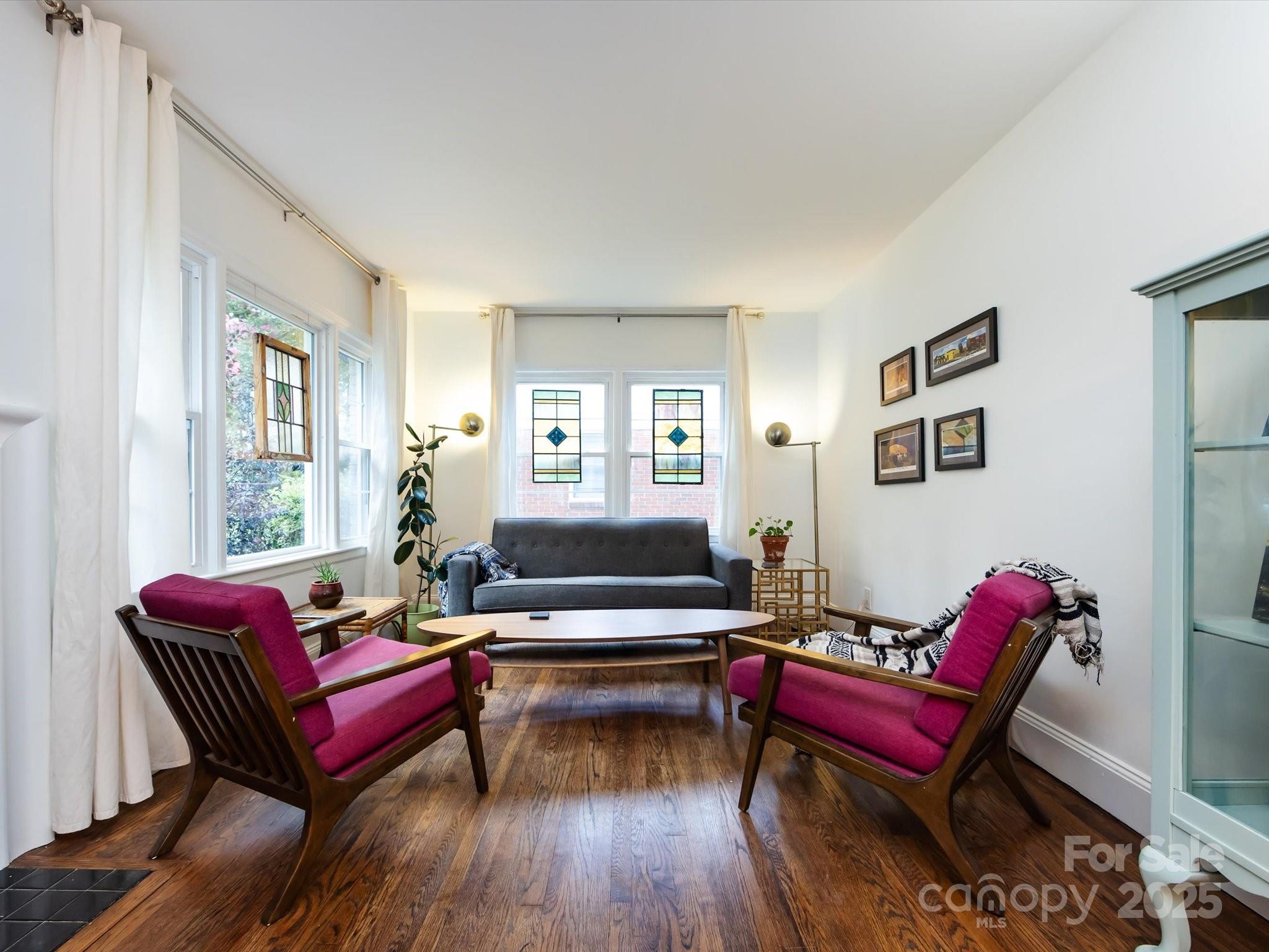 663 Mayview Drive