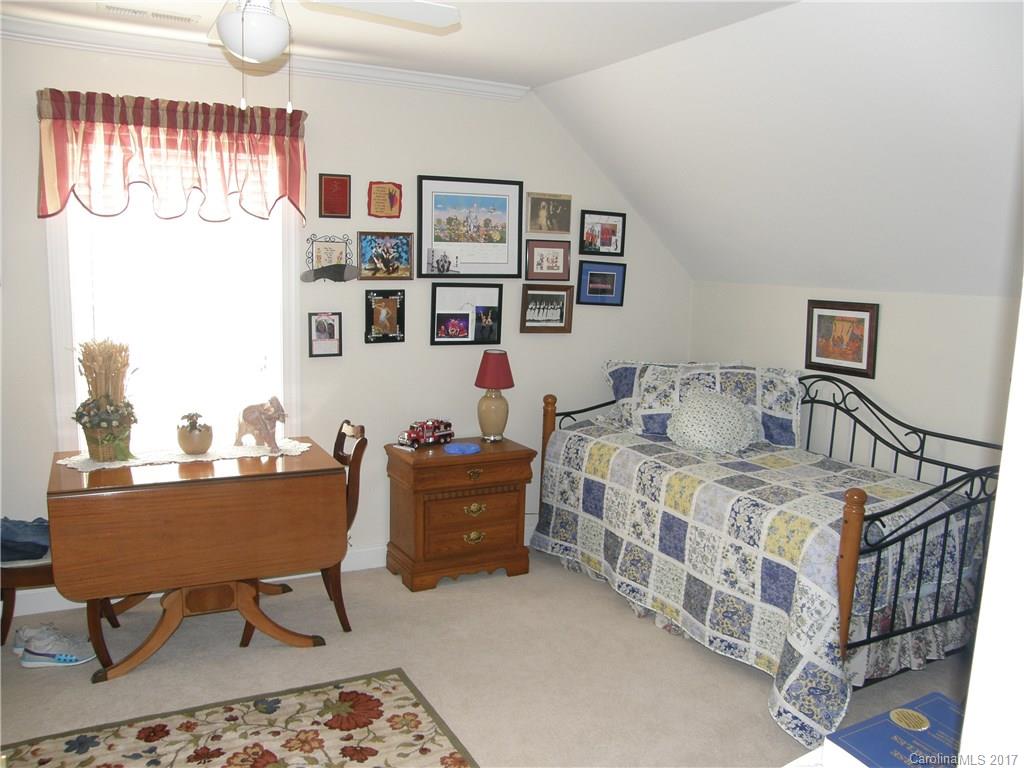 Meadow Ridge - Residential
