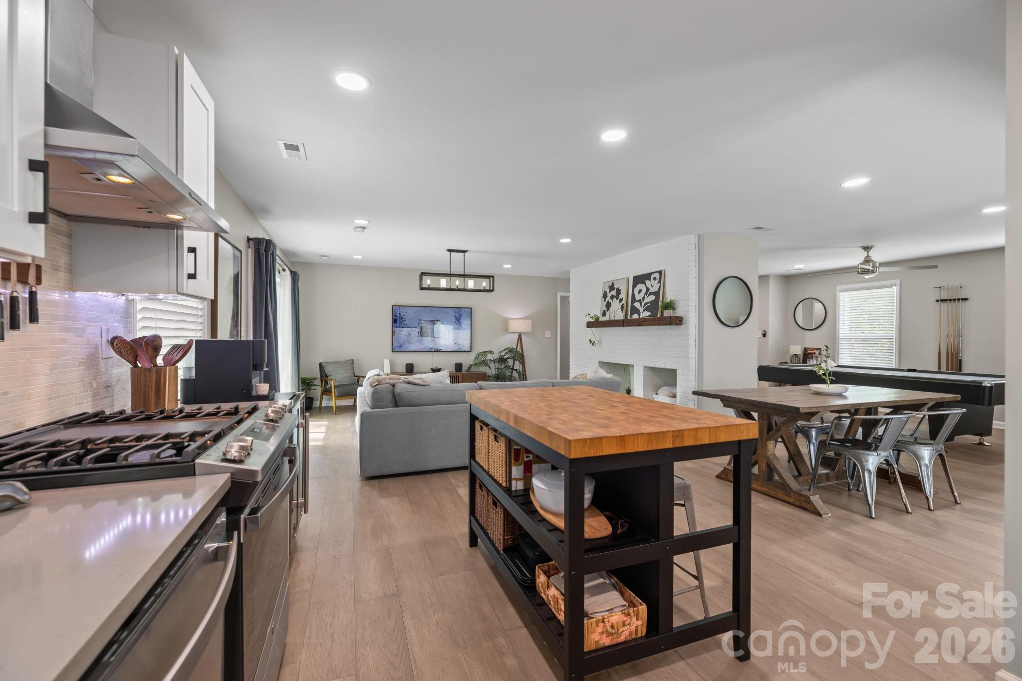 Beverly Woods - Residential