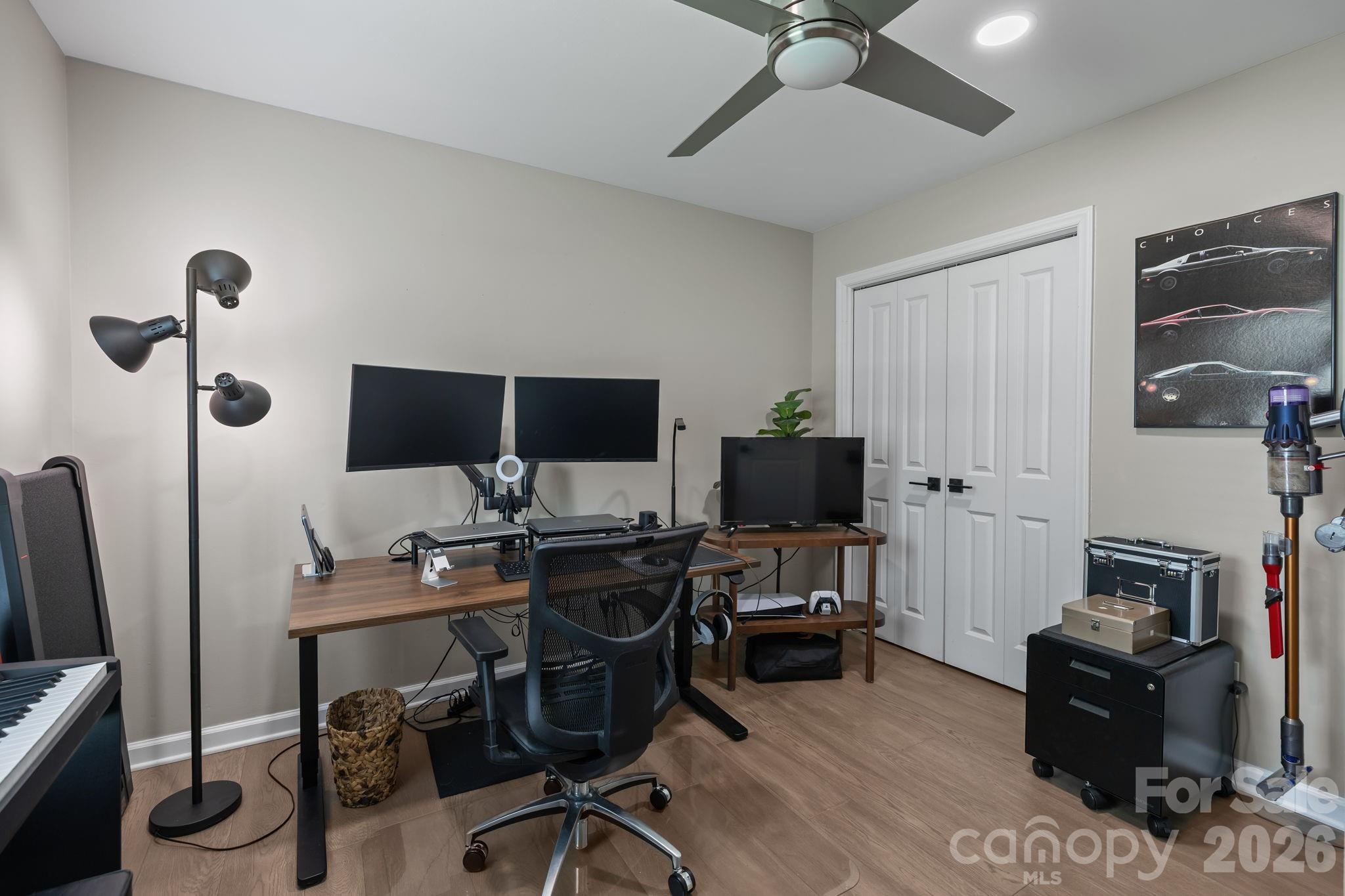 Beverly Woods - Residential