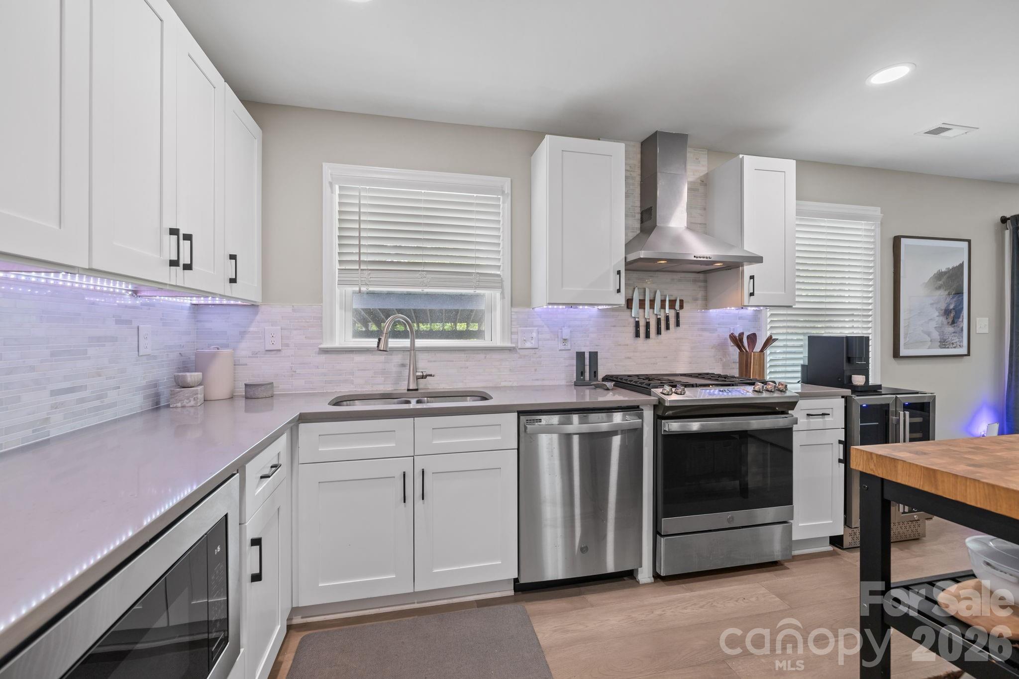 Beverly Woods - Residential