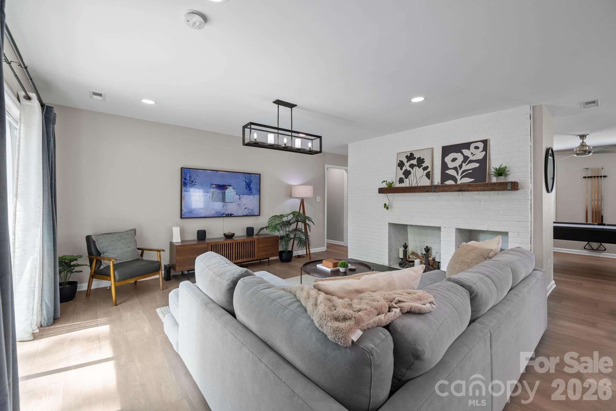 Beverly Woods - Residential