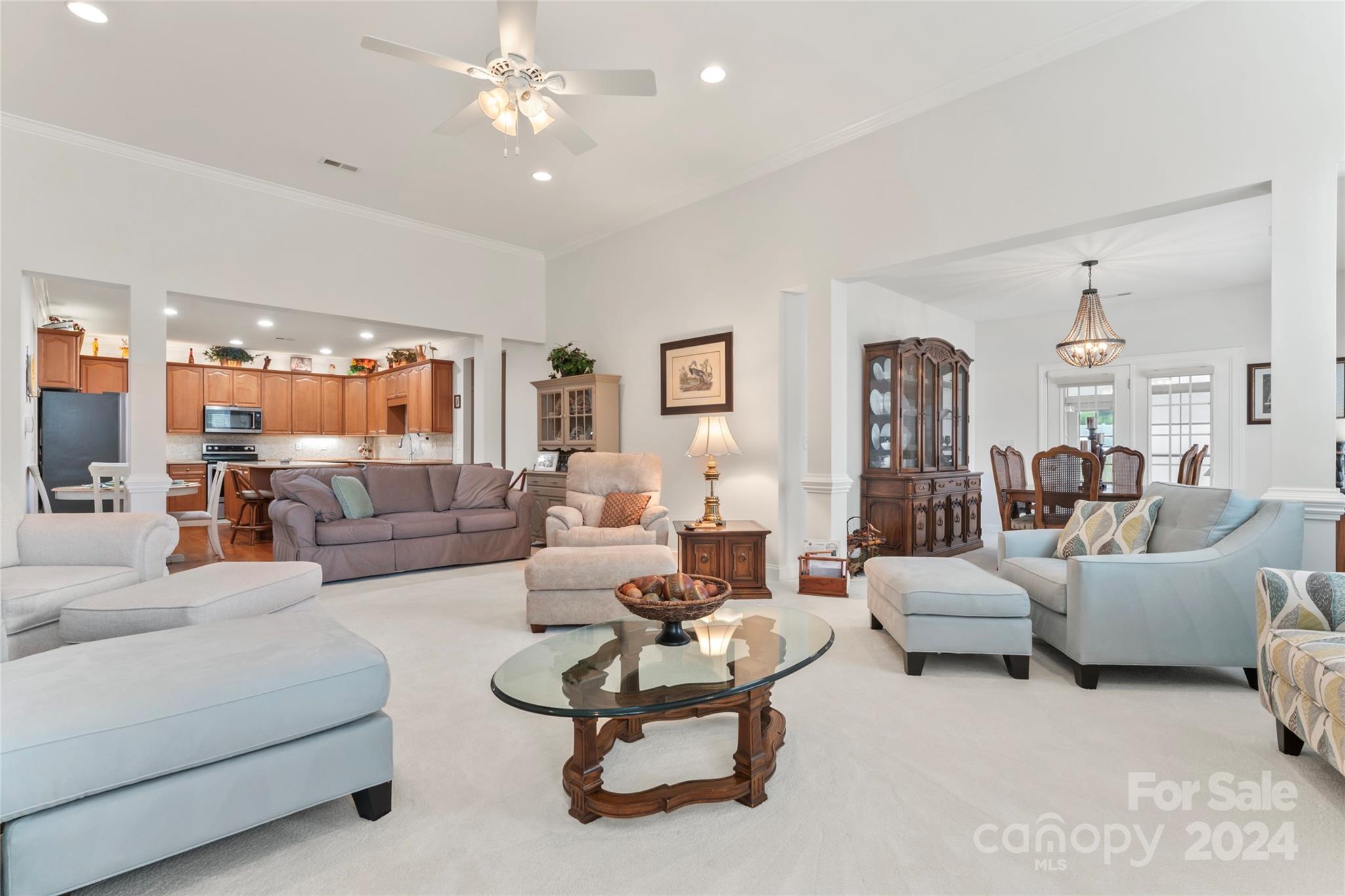 Saint James - Residential