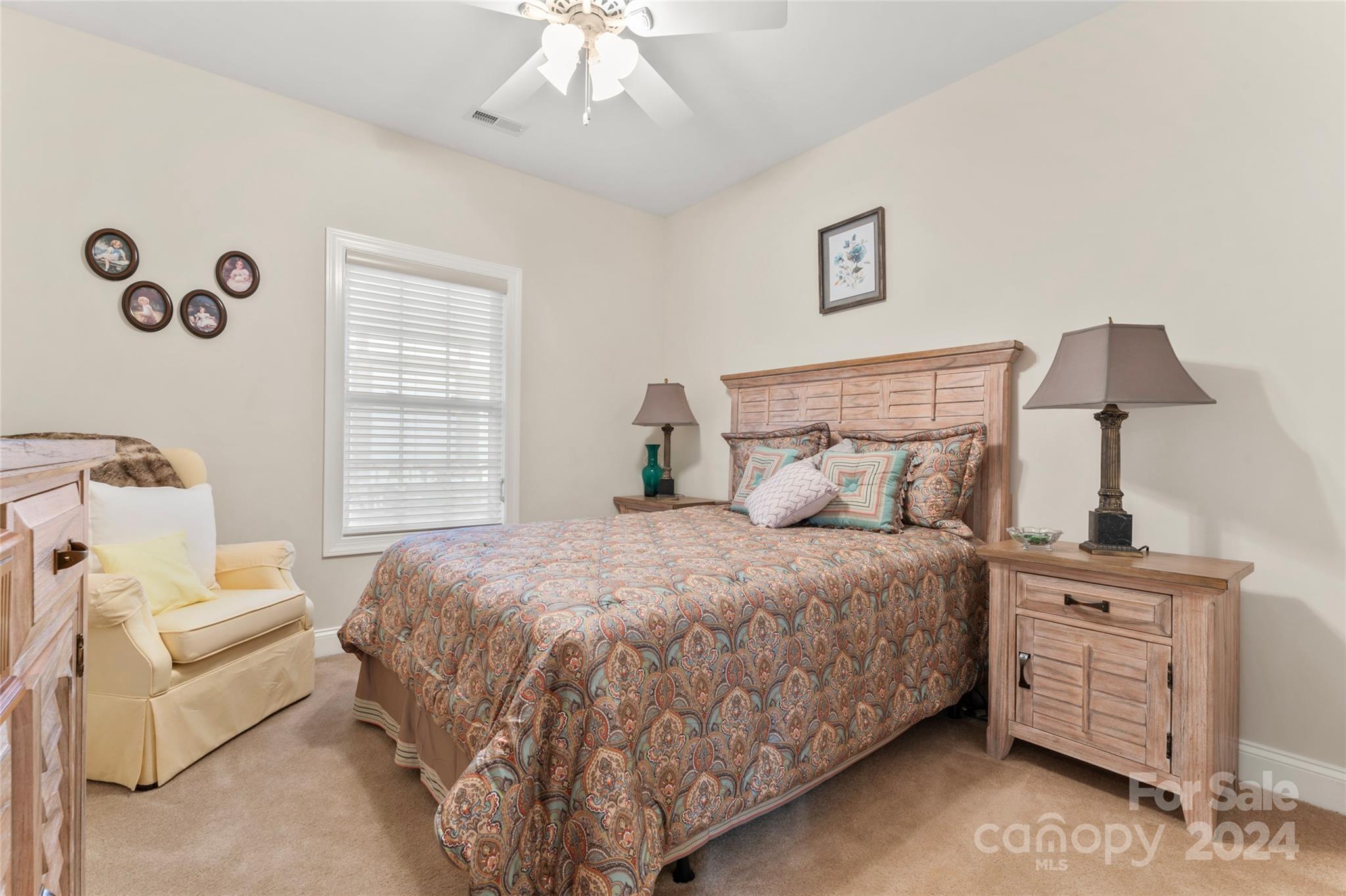 Saint James - Residential