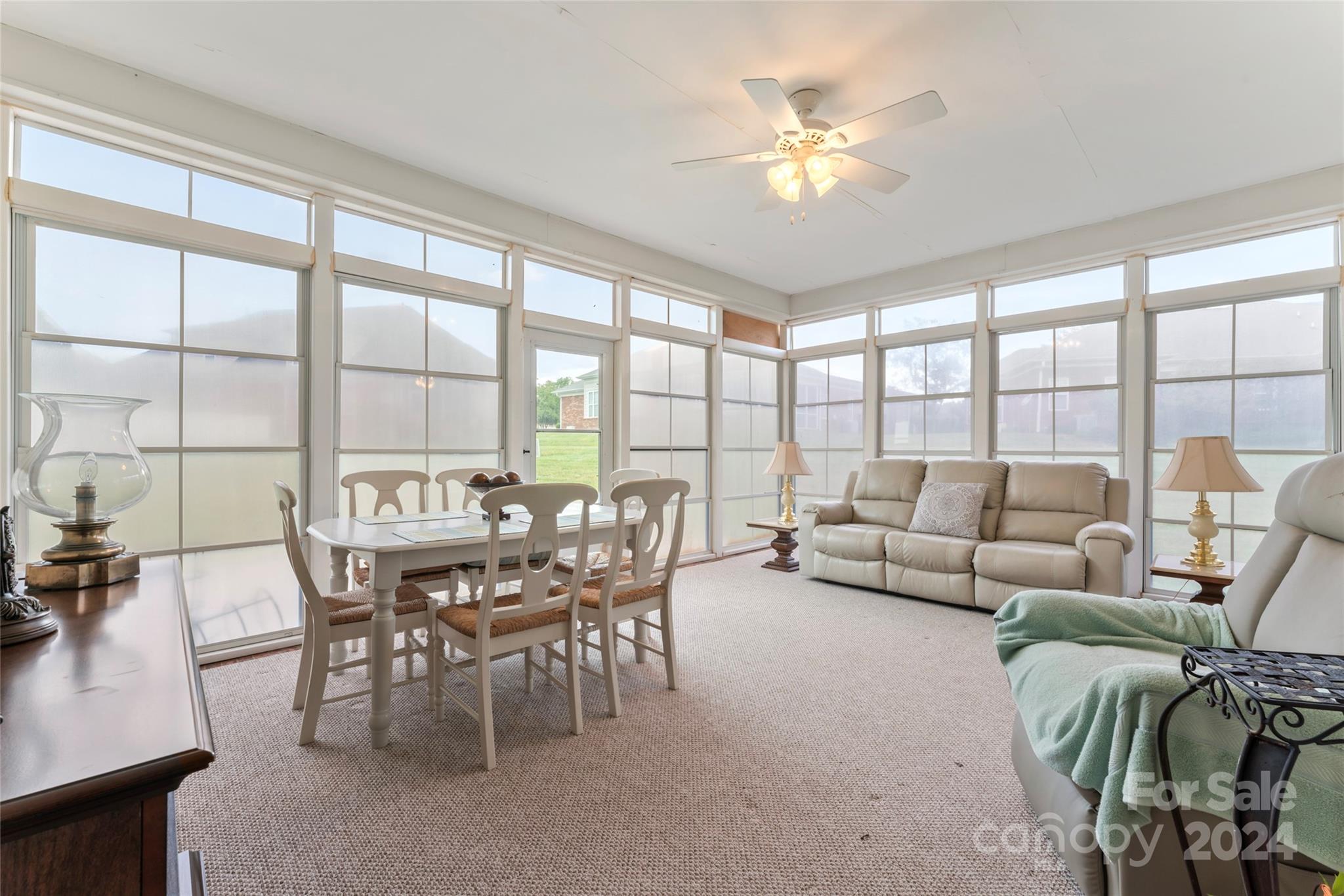 Saint James - Residential