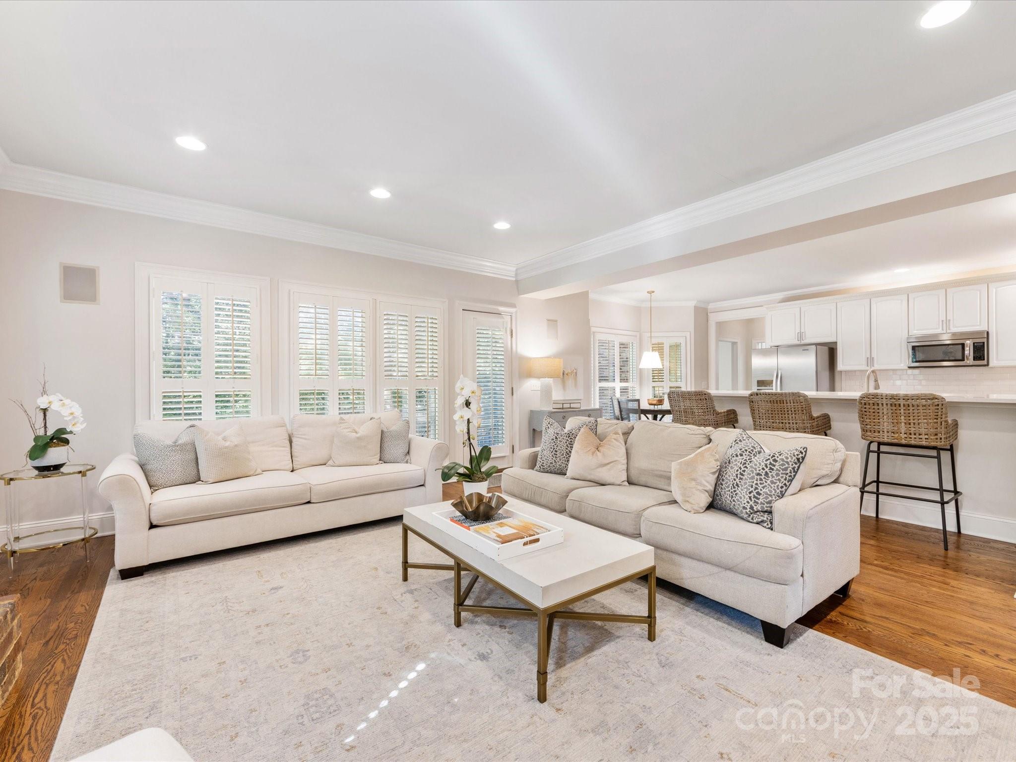 608 Olde Cotswold Court