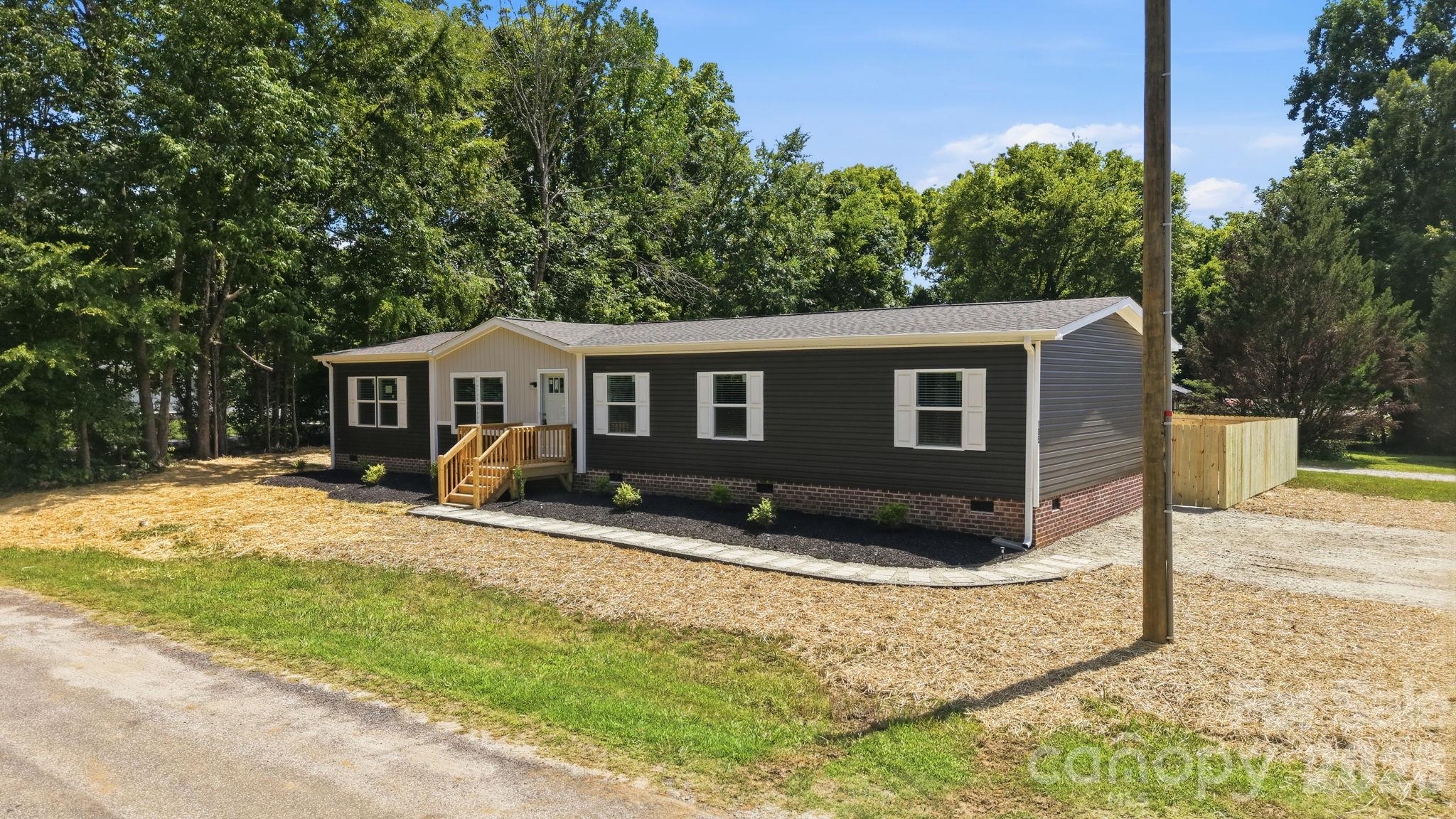 105 Elk Lane