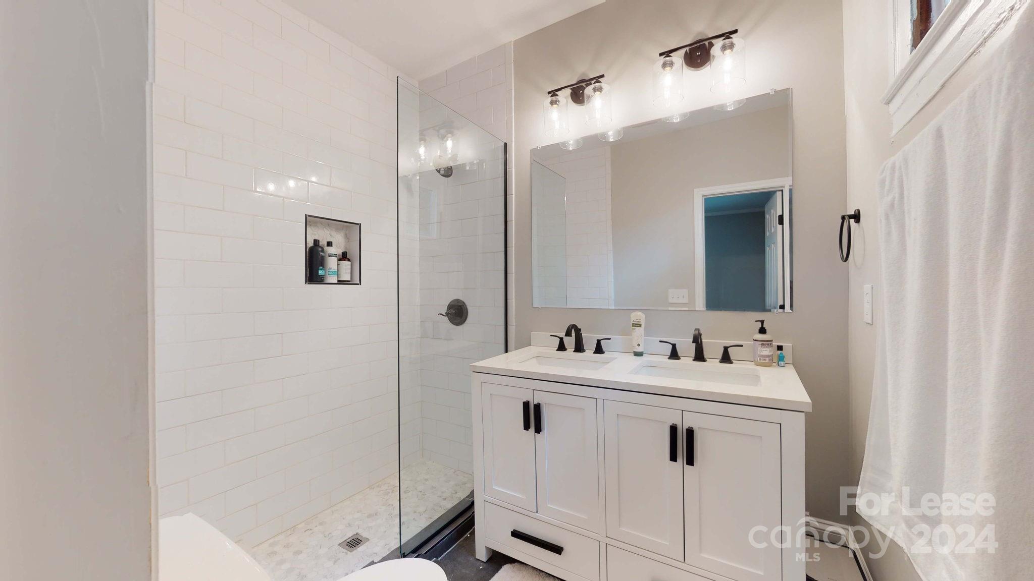 The Arts District - Residential Lease