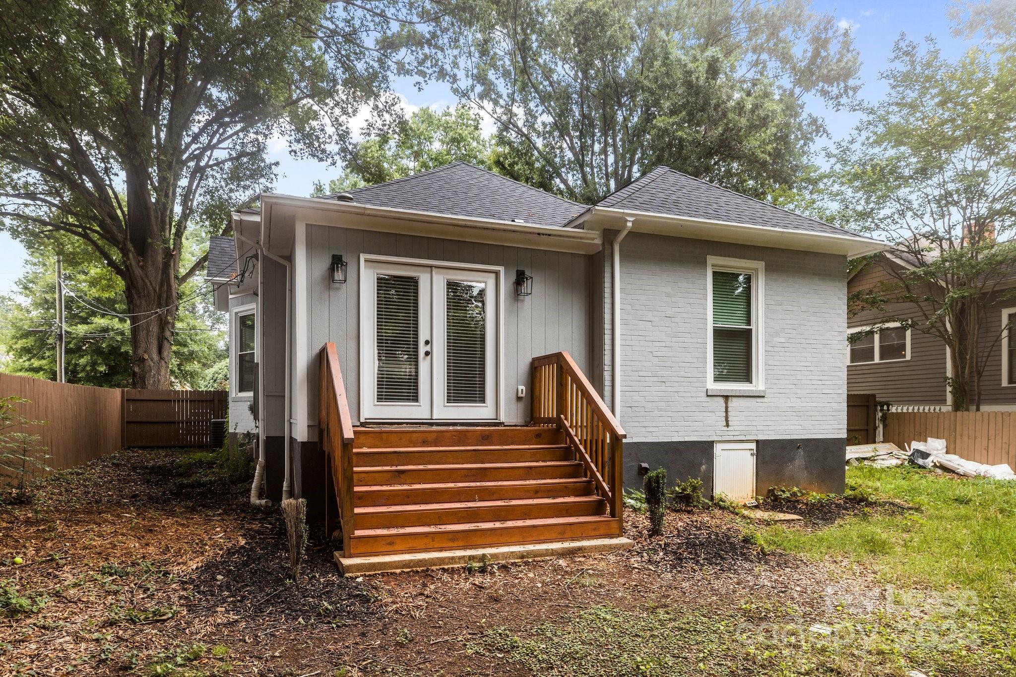 The Arts District - Residential Lease