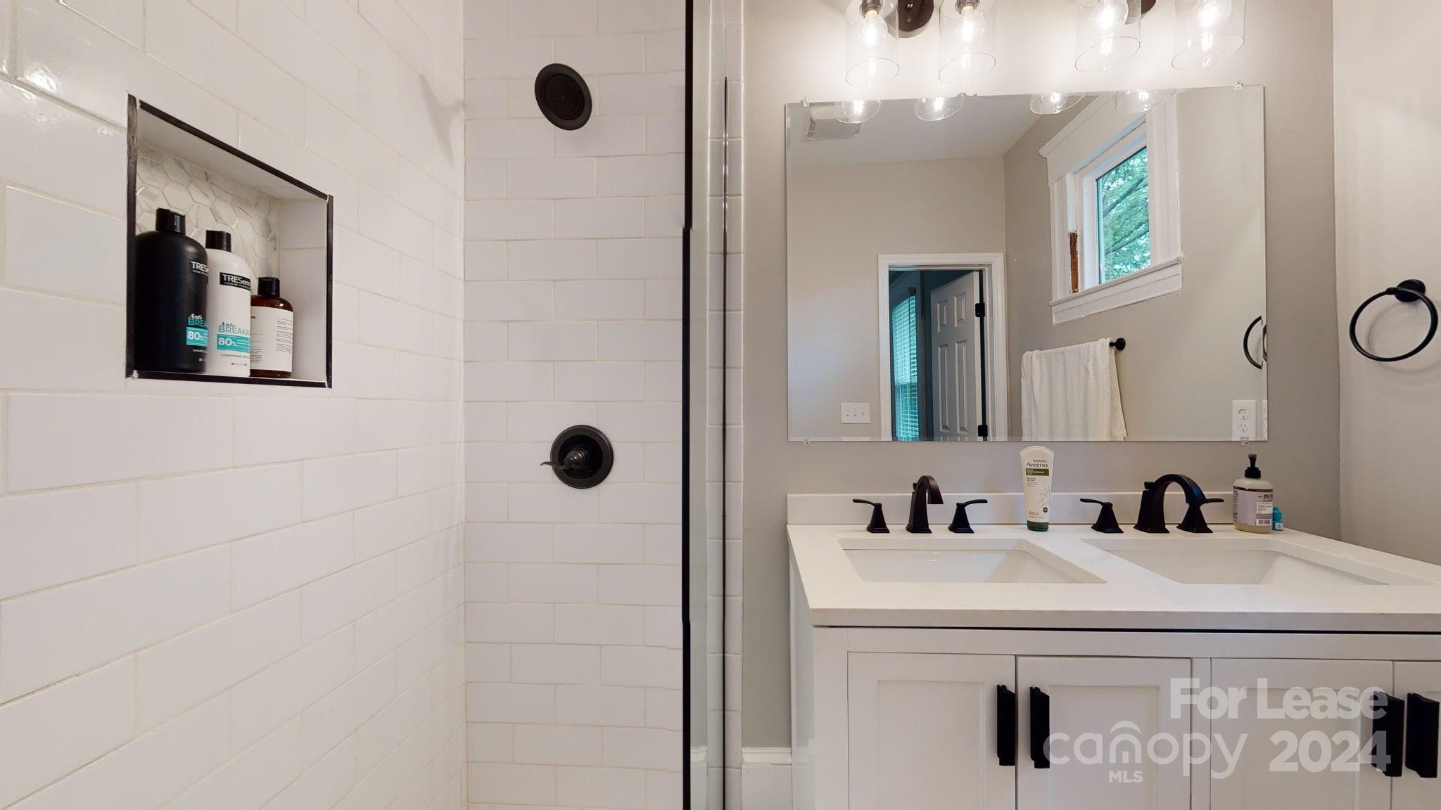 The Arts District - Residential Lease