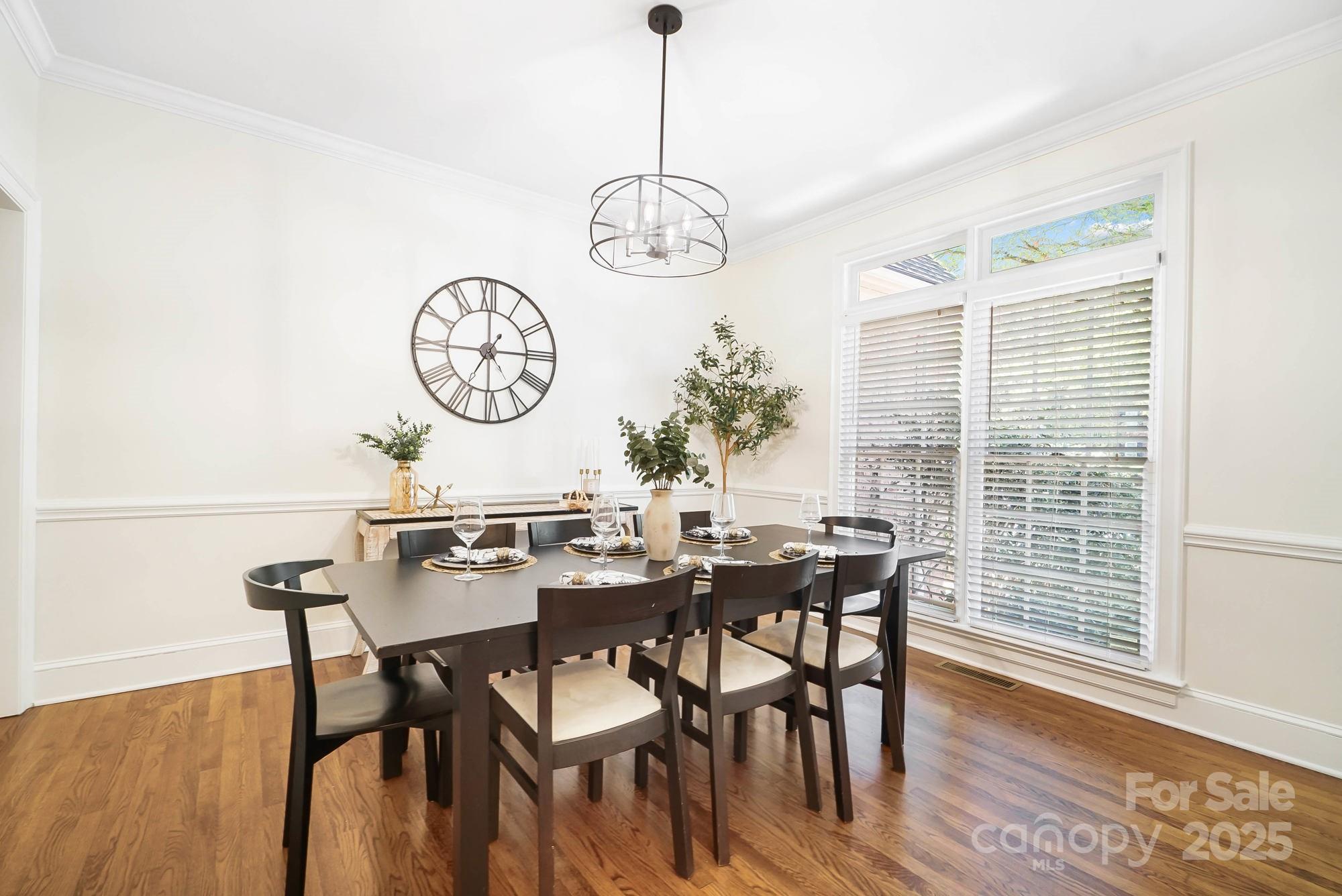 1200 Over Stream Lane