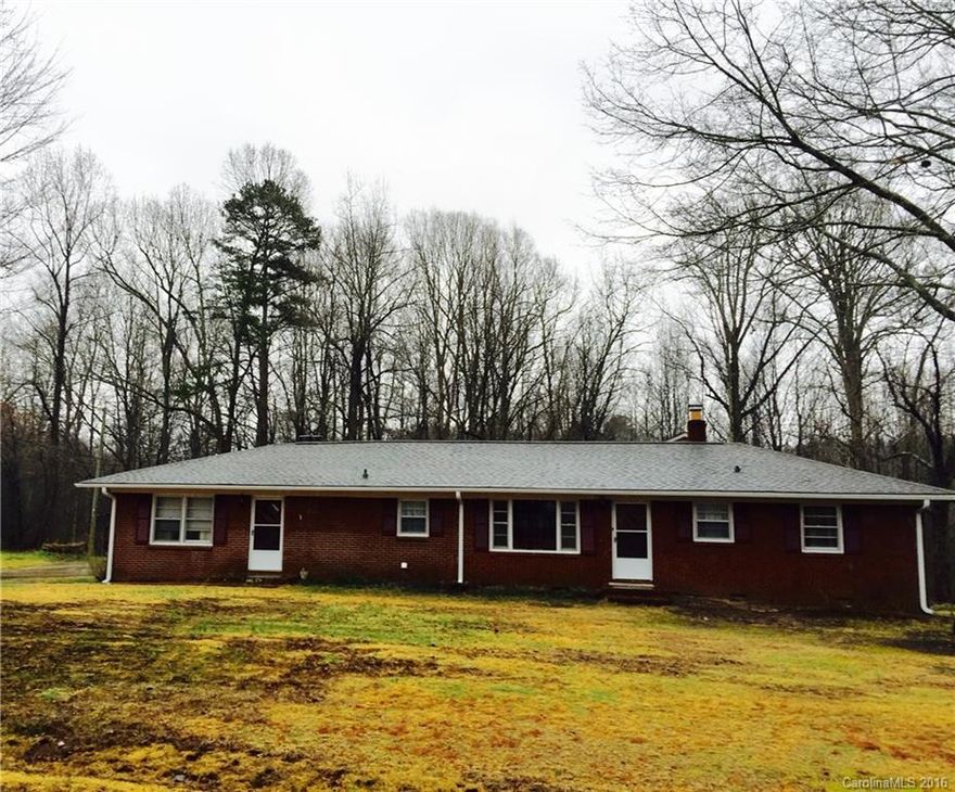 Completely renovated with new paint inside and out. New gutters, shutters, deck, flooring, fixtures and hardwood floors refinished. Great room with wood burning fireplace, large kitchen with breakfast area and dining area. Front living room has a closet, could be office or 4th bedroom. Seller will provide a $2000 appliance allowance. Master bed has half bath and walk-in closet. Basement is heated and cooled, new sheet rock installed.