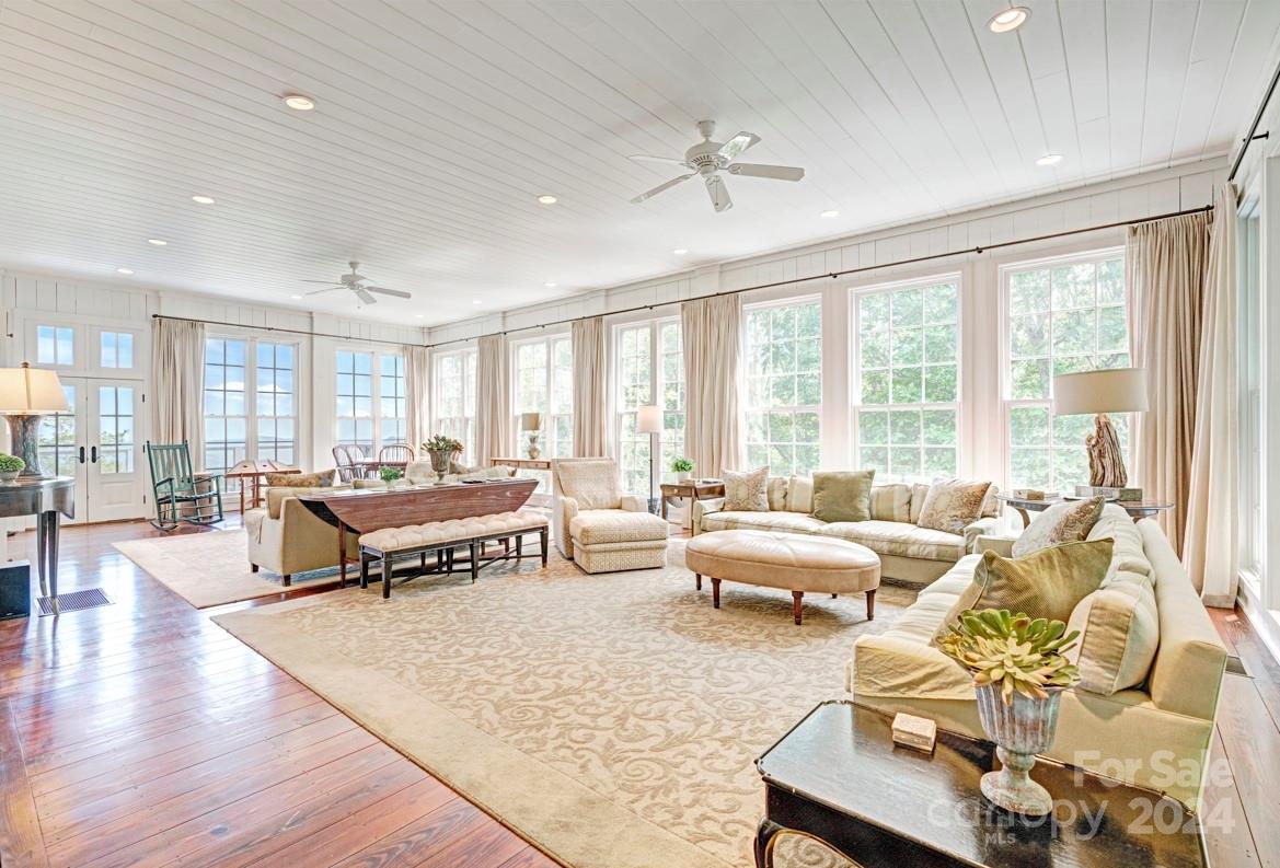 Thunder Hill Estates - Residential